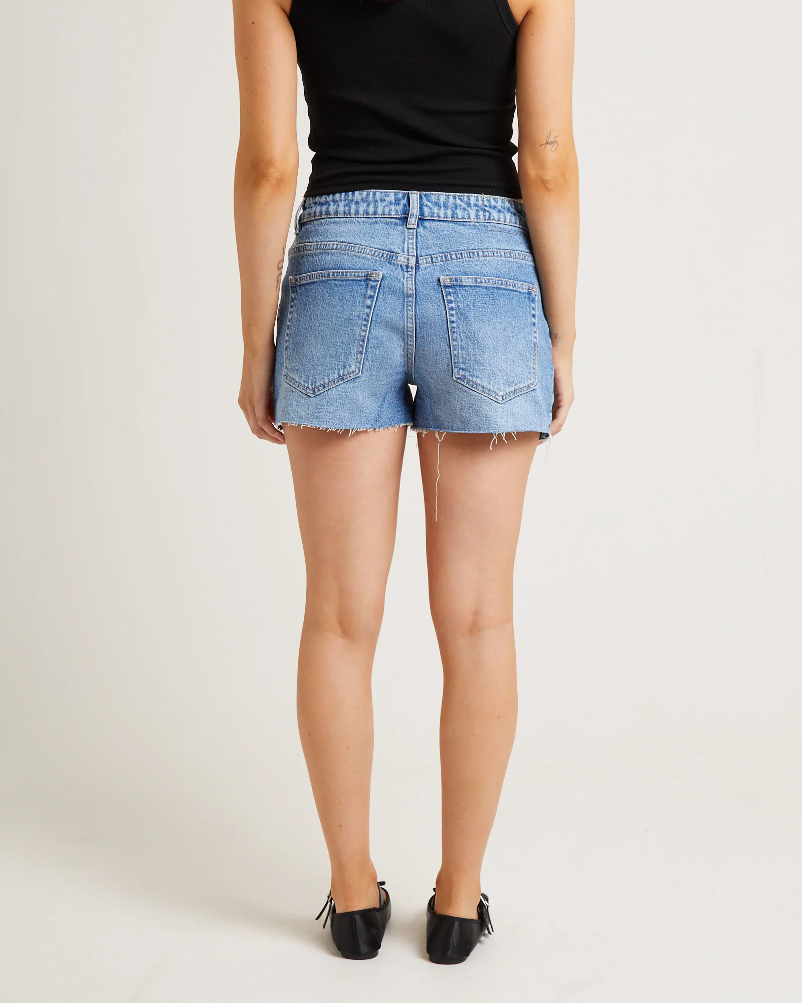Daria Denim Shorts in Tempo - Image 2