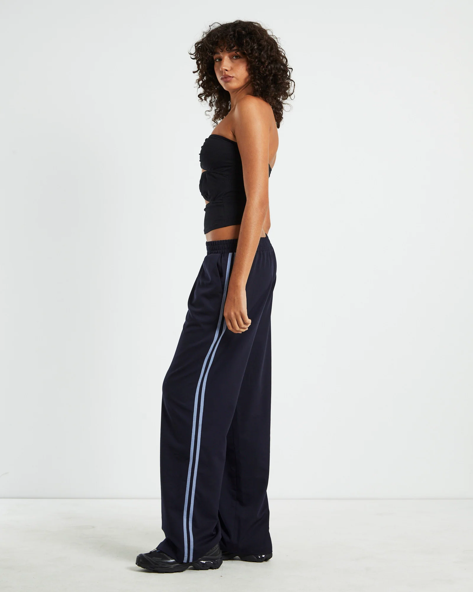 Dayu Crop Top Black - Image 4
