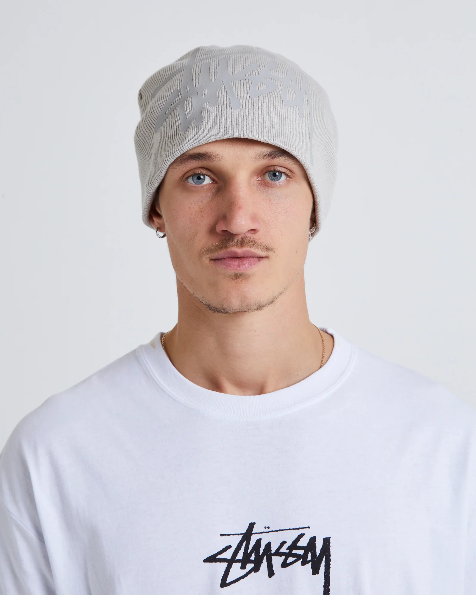 Debossed Stock Skull Cap Beanie Black - Image 3