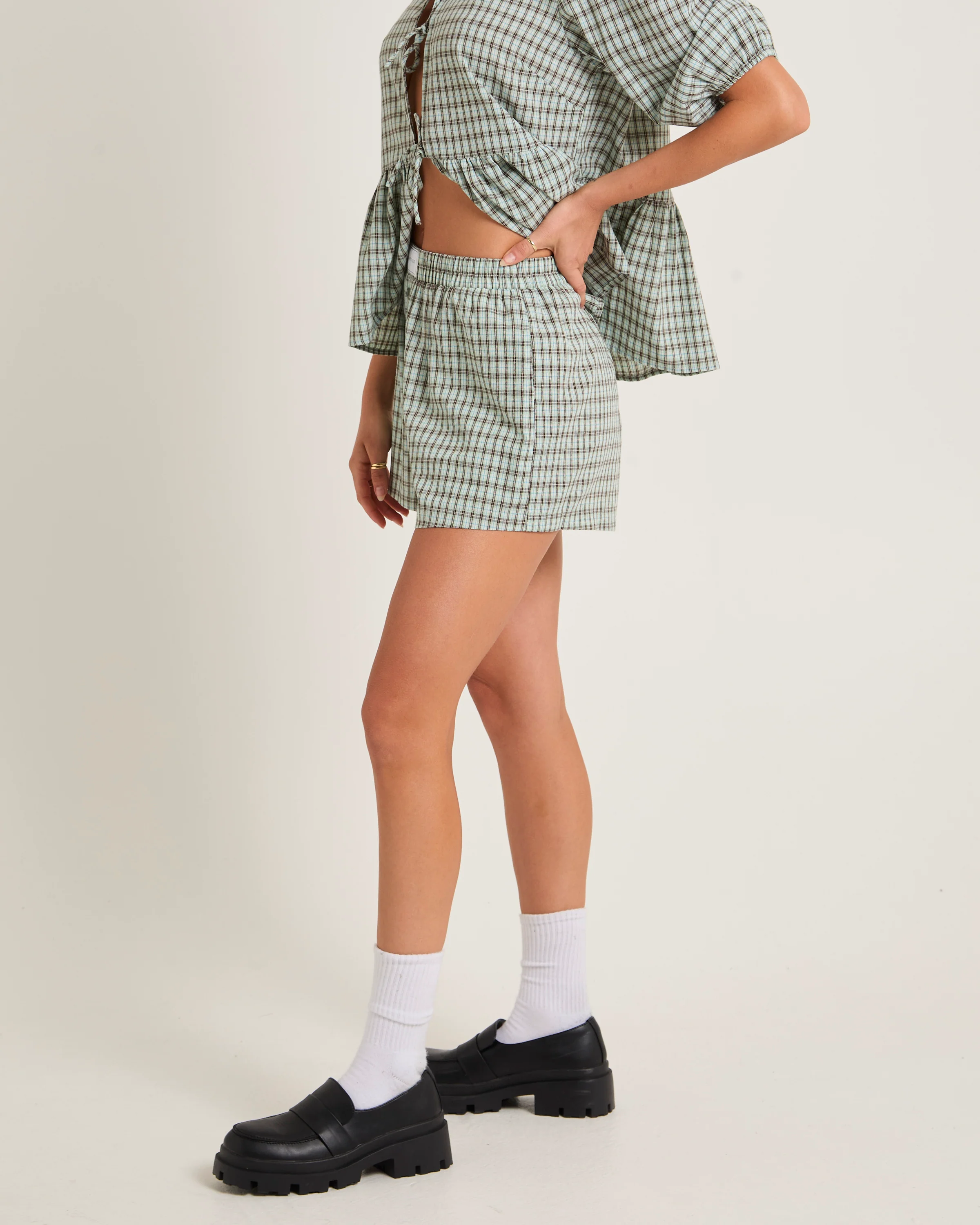 Delmar Check Shorts - Image 5