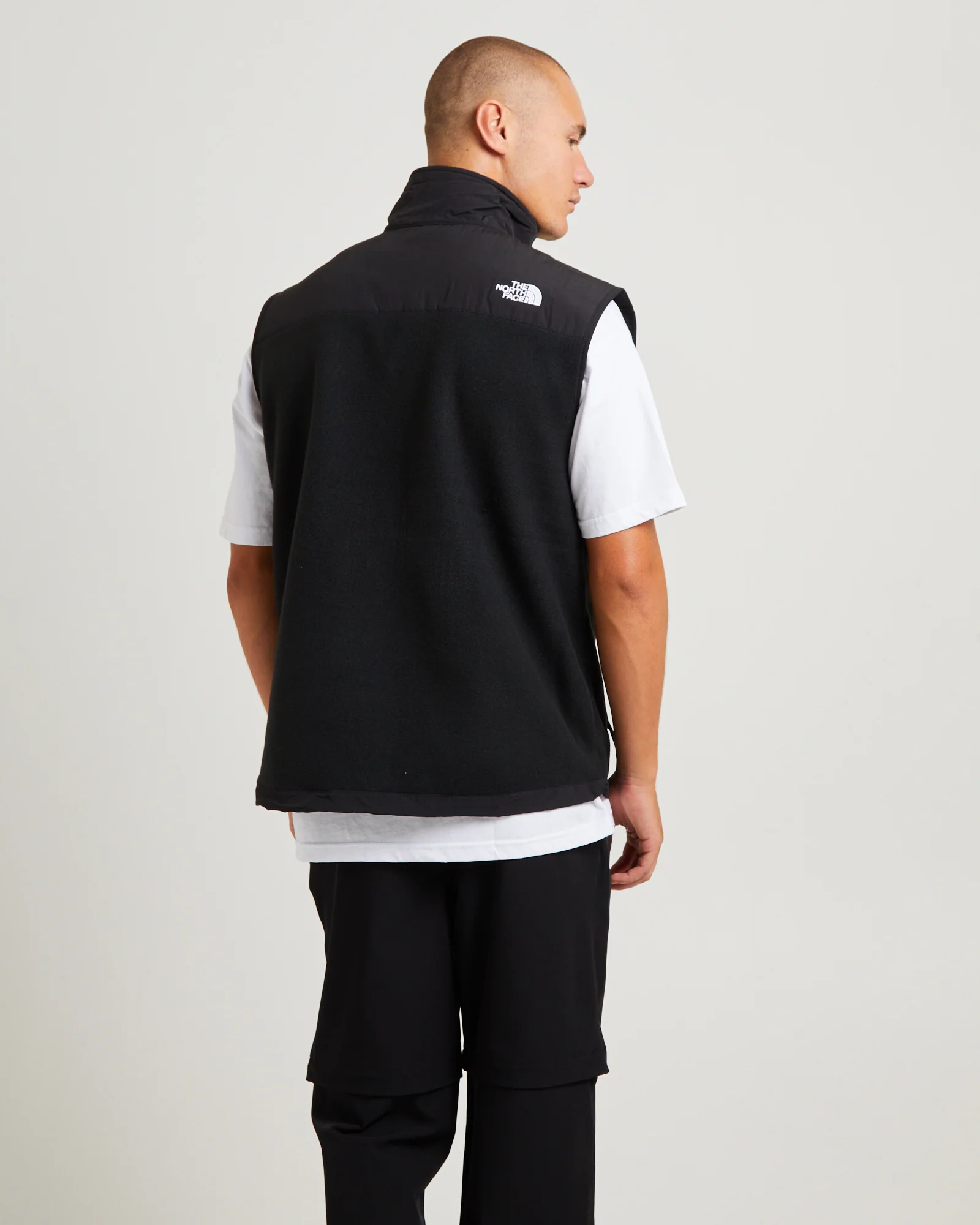 Denali Vest Black - Image 2