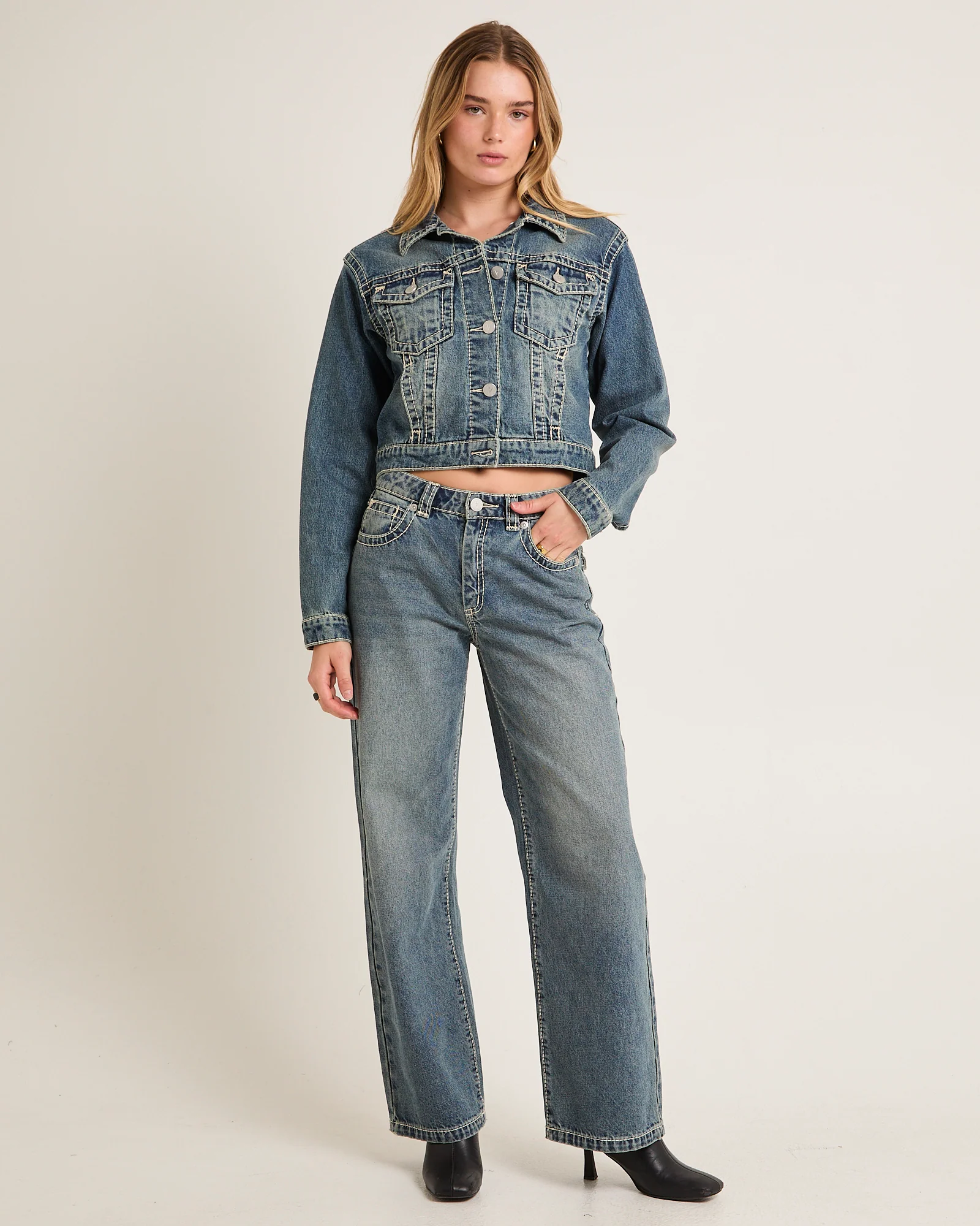 Denim Jacket Amber - Image 3