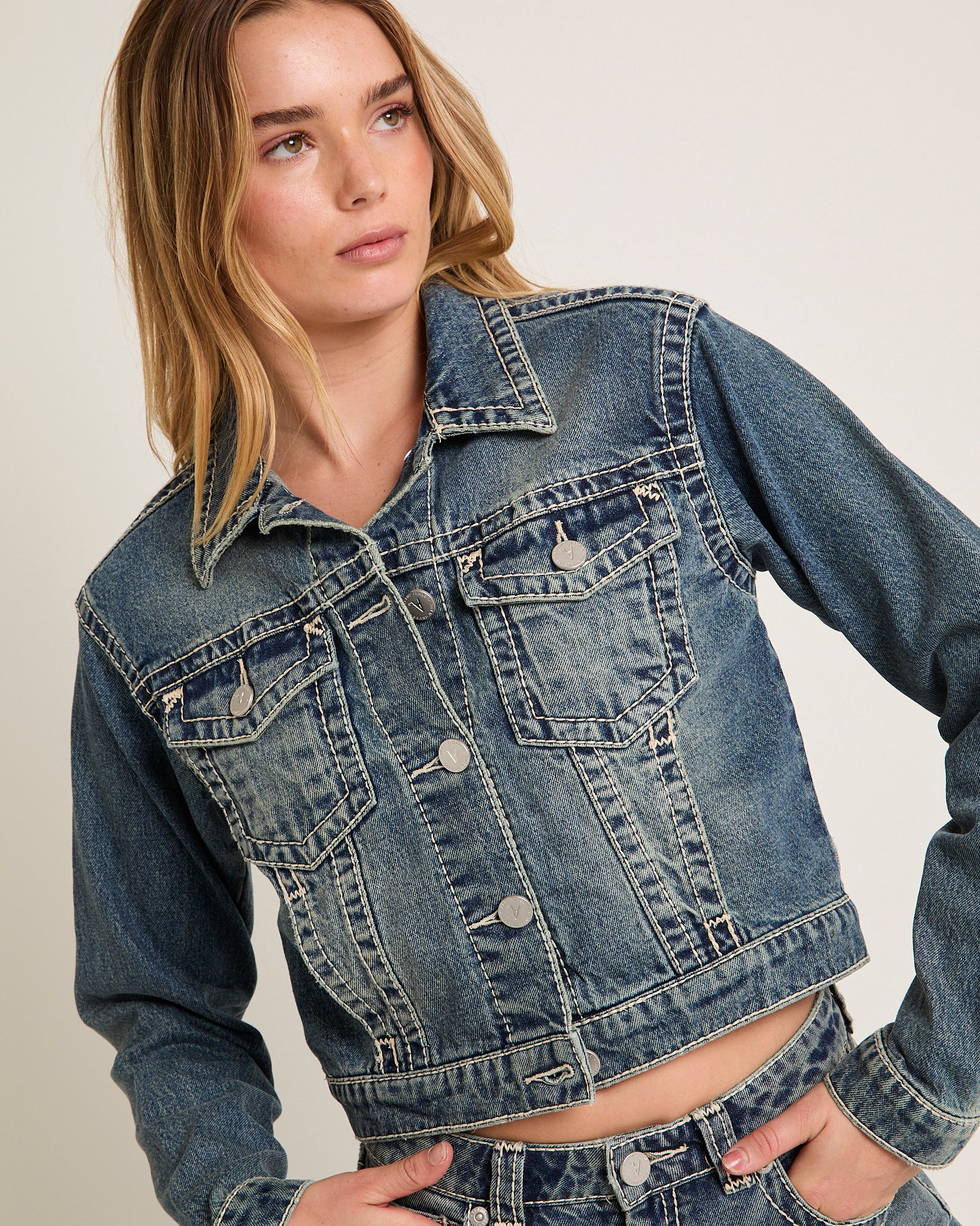 Denim Jacket Amber - Image 5