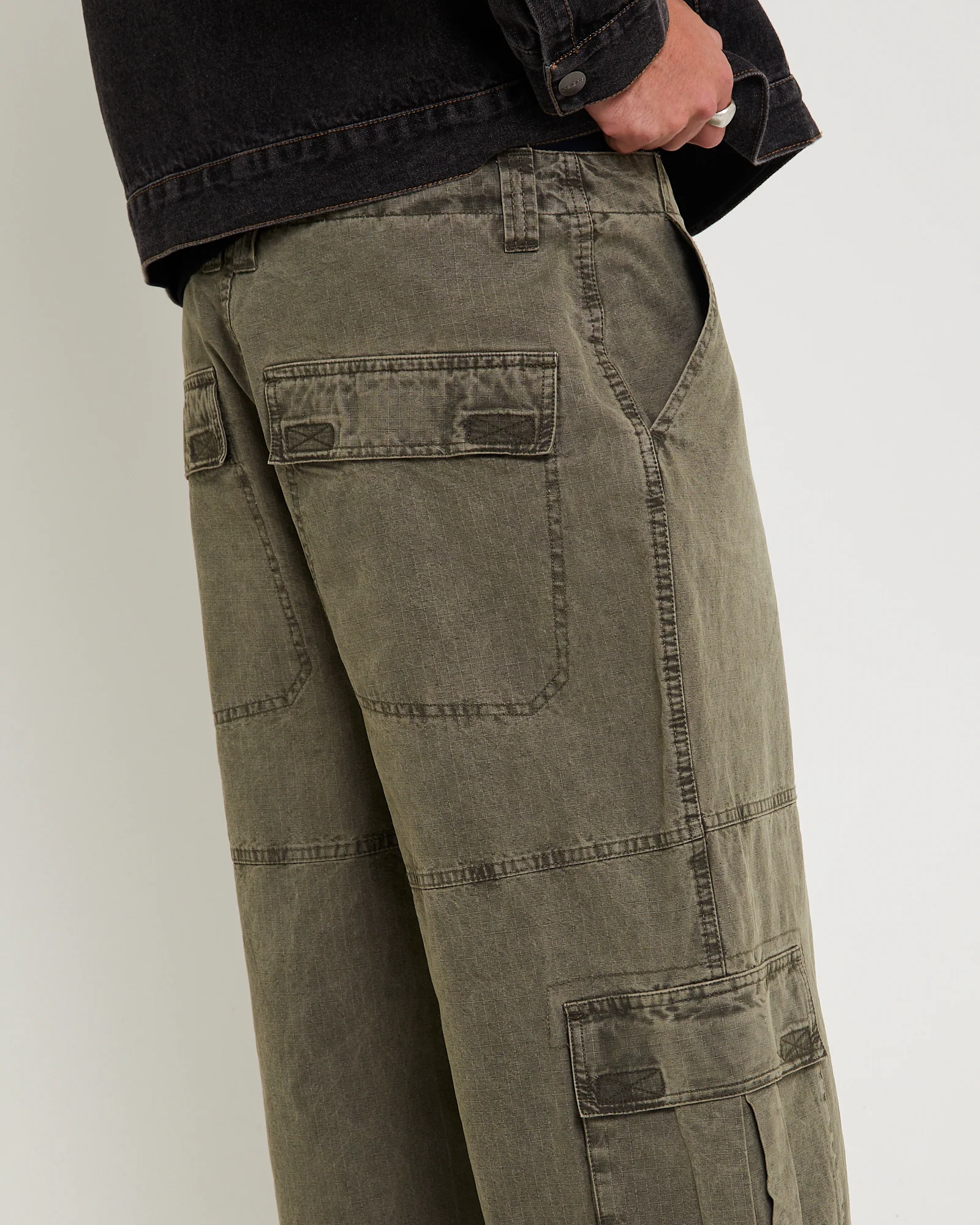 Deverell Cargo Pants - Image 5
