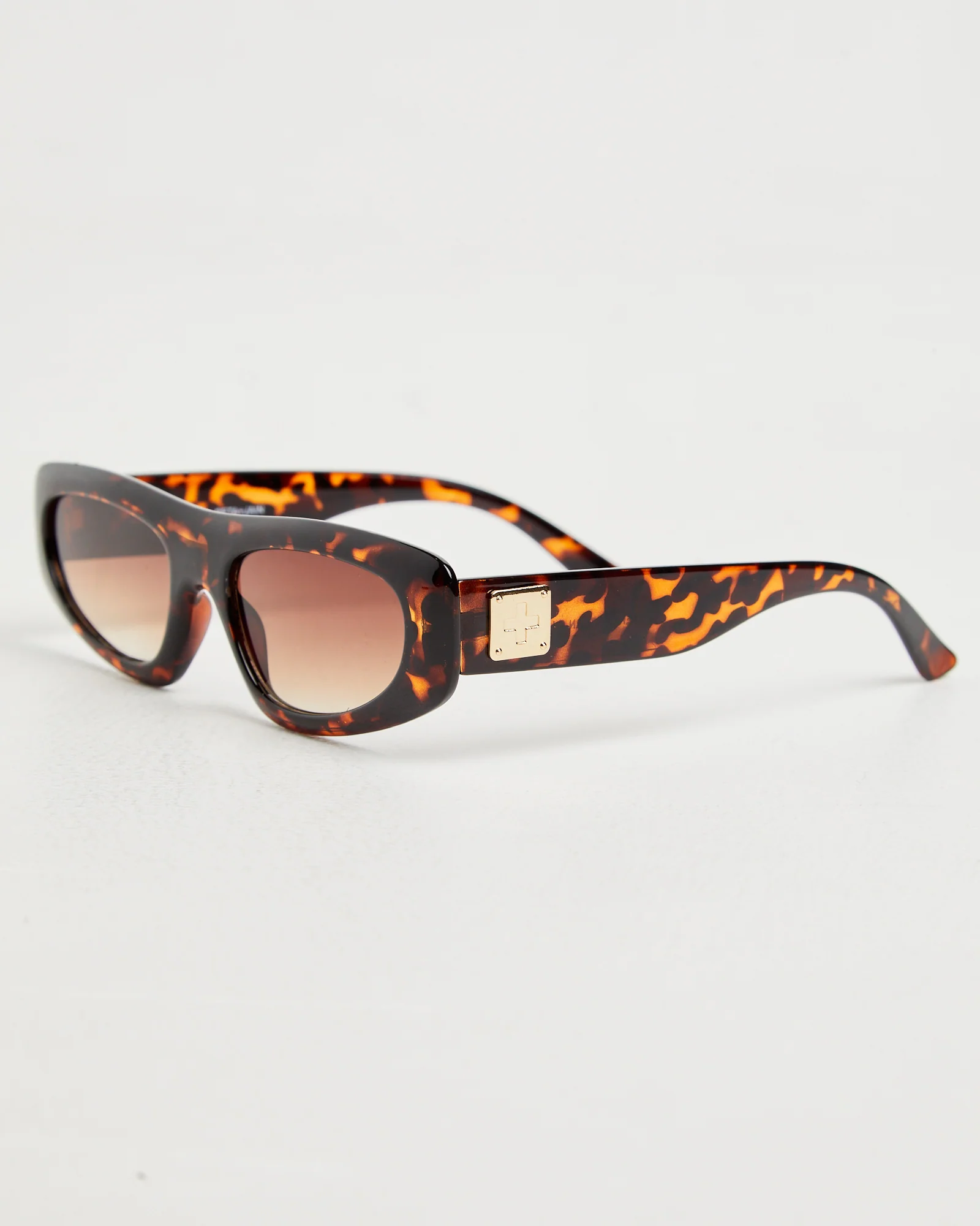 Dexter Sunglasses in Tort - Image 5