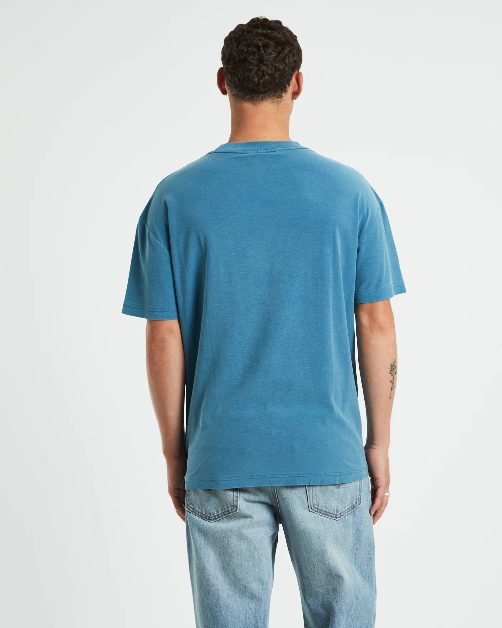Dive Short Sleeve T-Shirt in Ocean Blue - Image 2