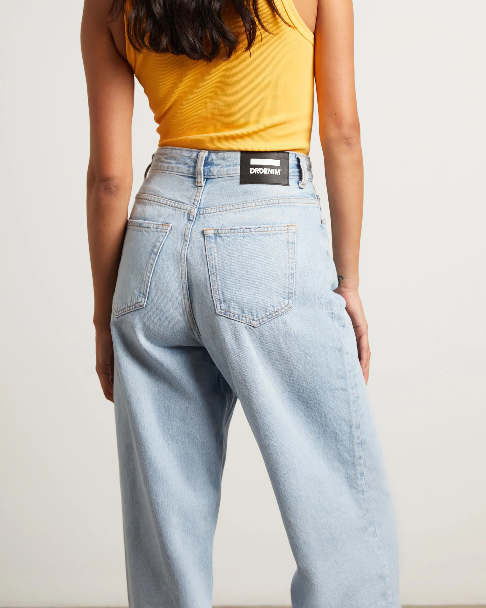 Donna Denim Jeans Stream Light Worn - Image 5
