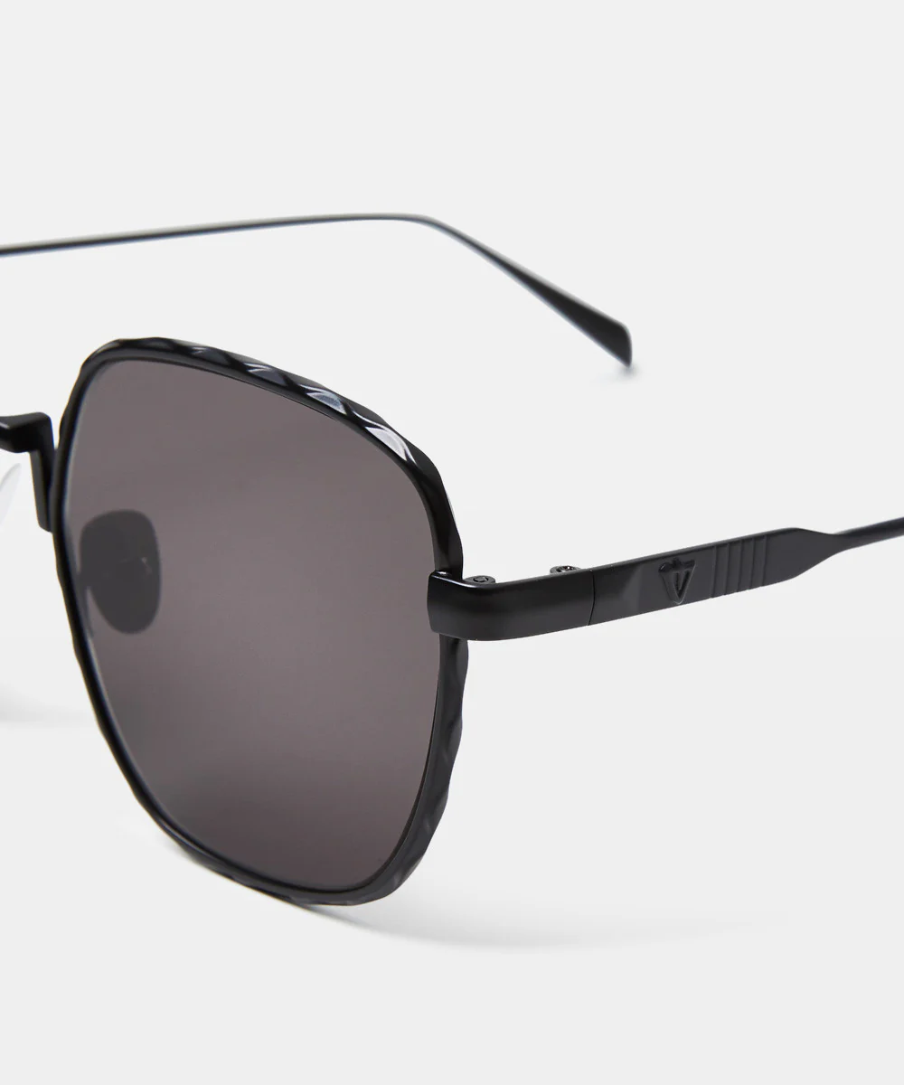 Dotan Sunglasses Matte Black - Image 5