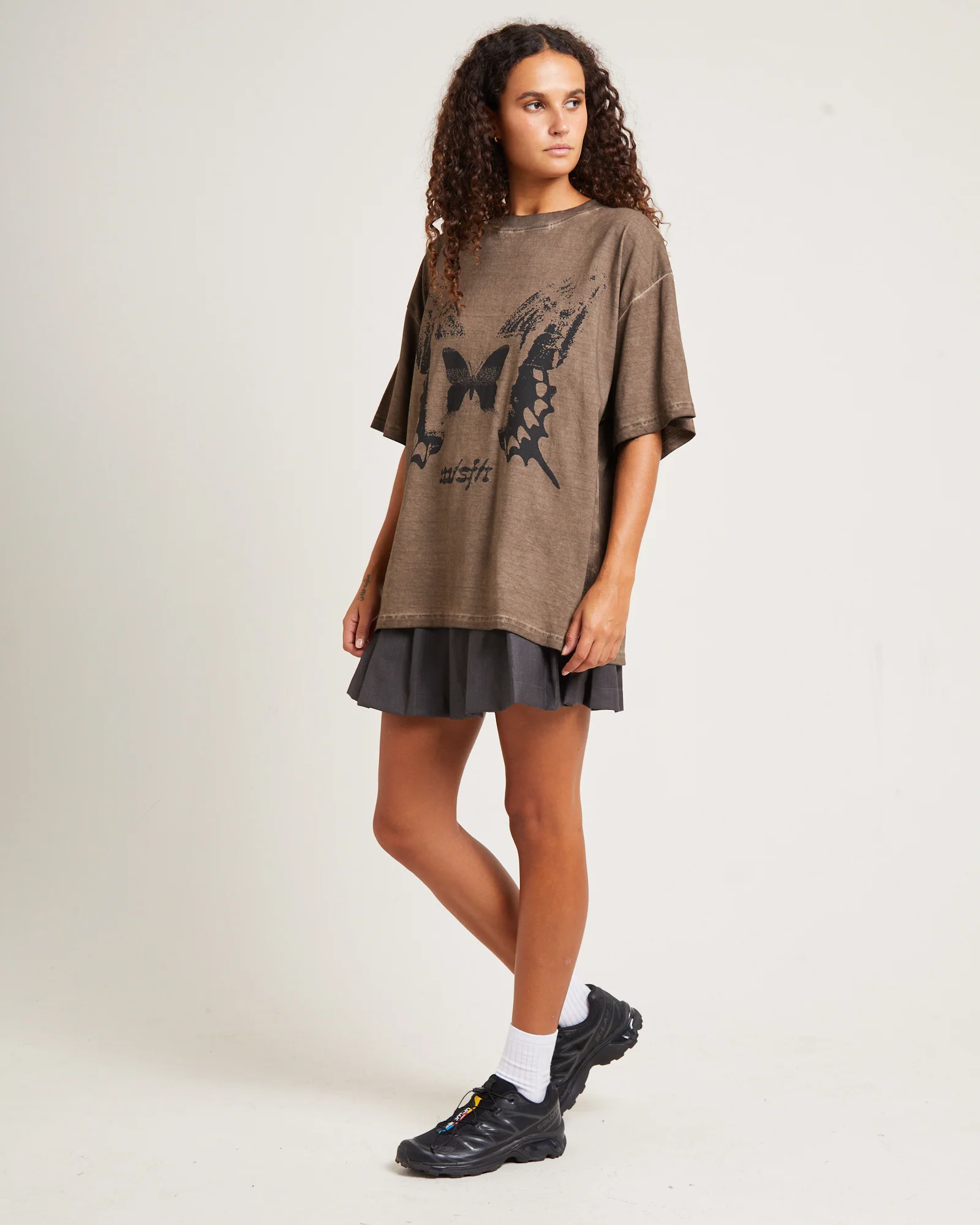 Dream Less Oversized Tee Chocolate - Image 4