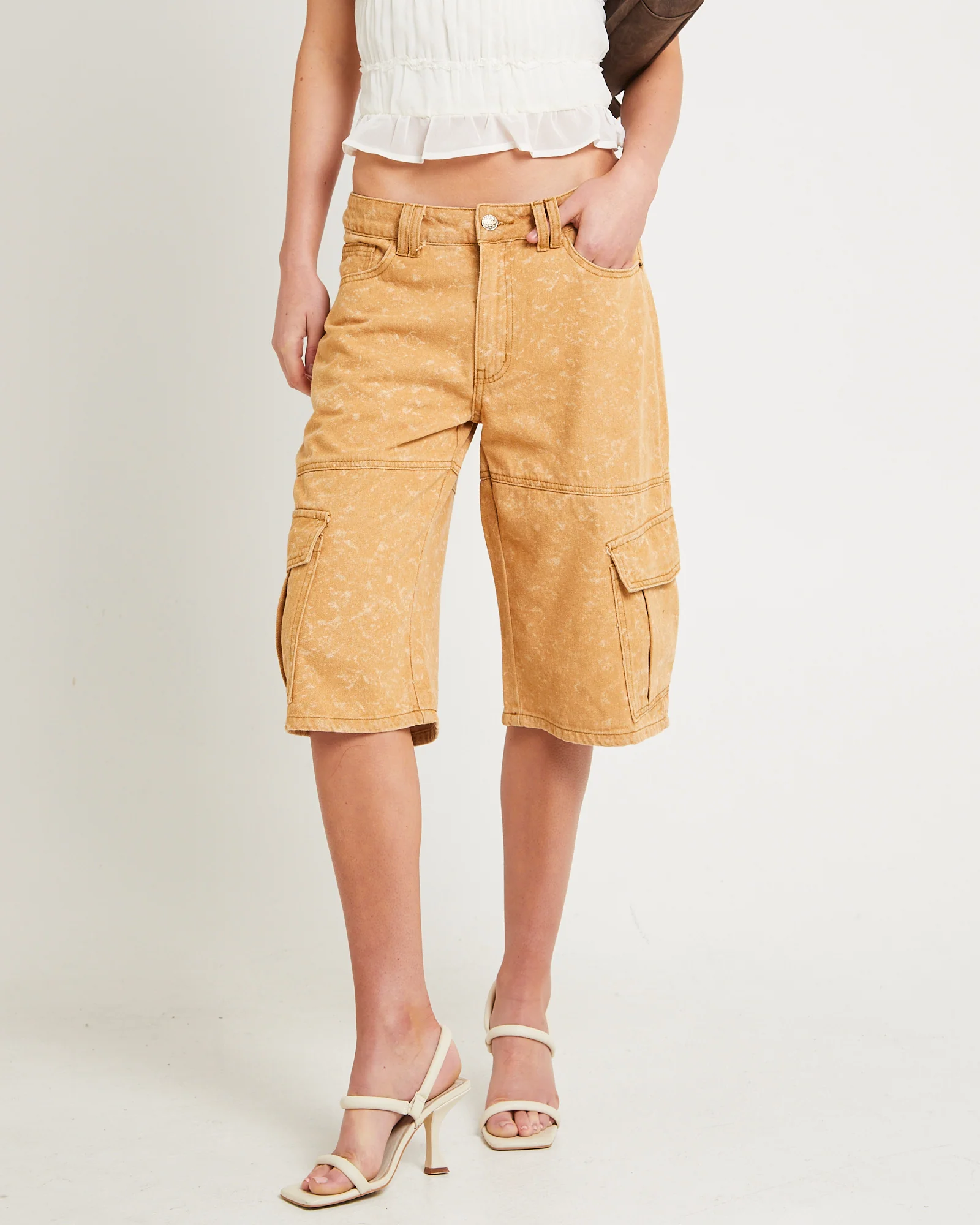Dreamlike Jorts - Image 2