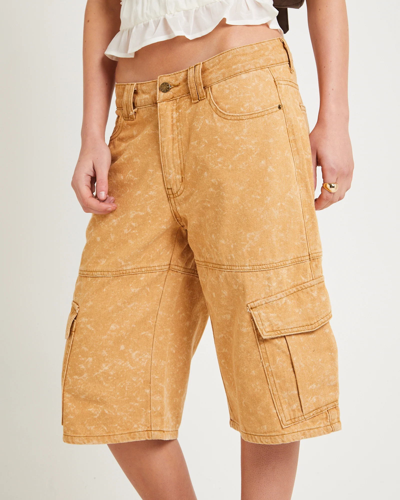 Dreamlike Jorts - Image 5