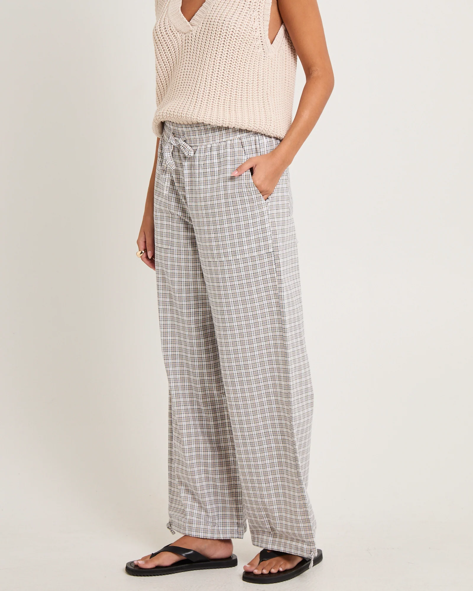 Drew Seersucker Wide Leg Pants - Image 4