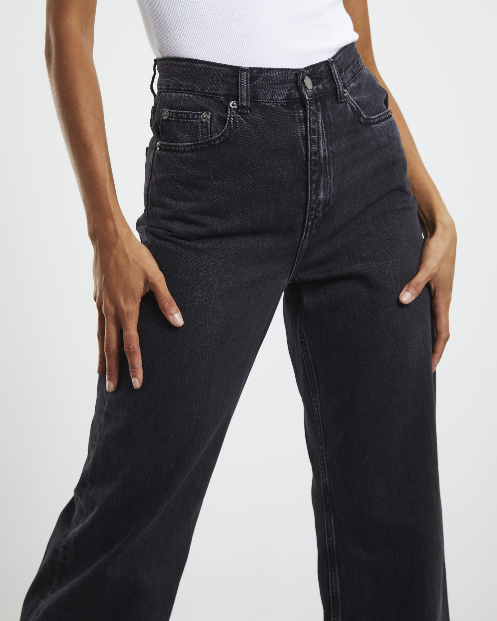 Echo Jeans Concrete Black - Image 5