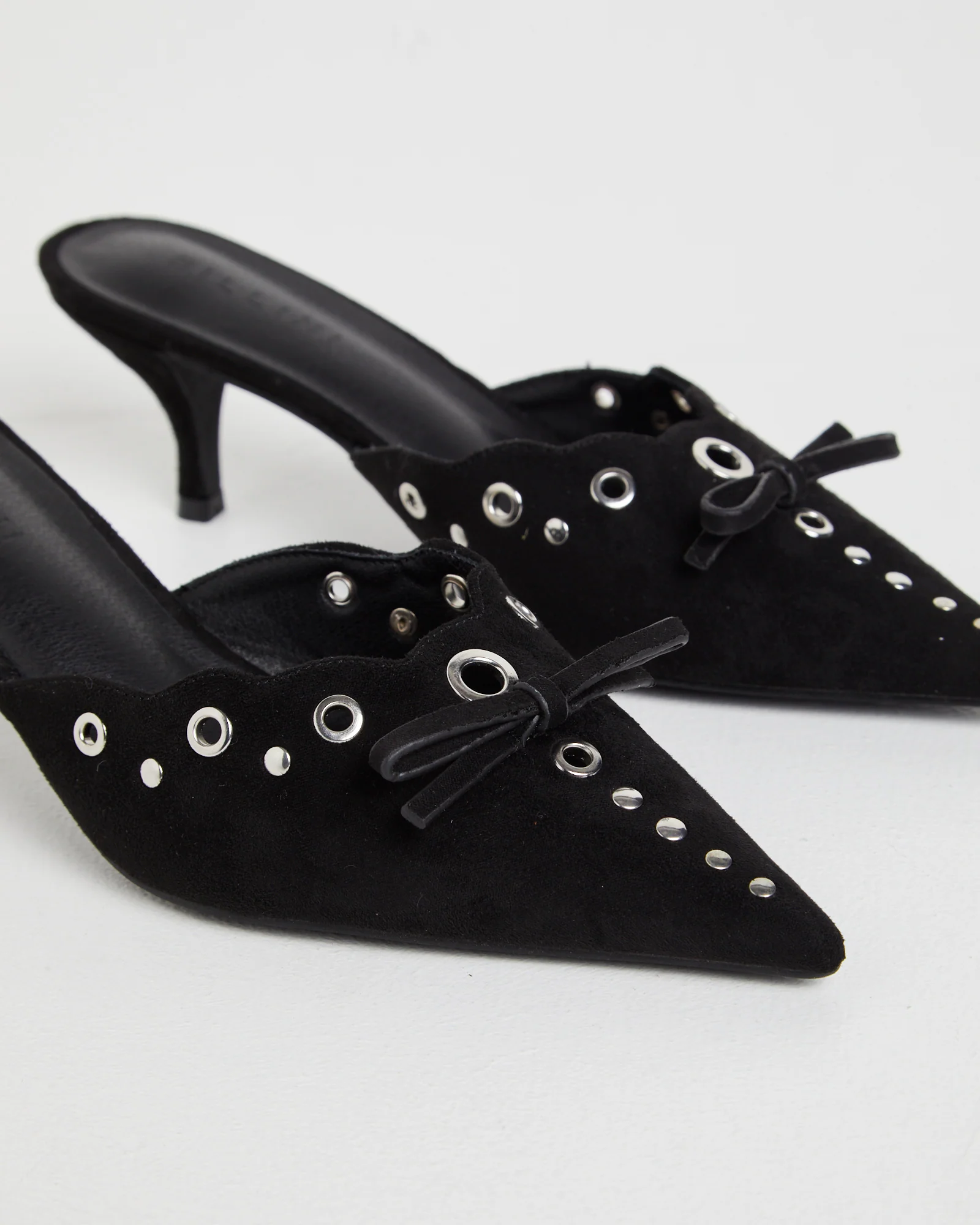 Elio Pointed Mule Black Suede - Image 3