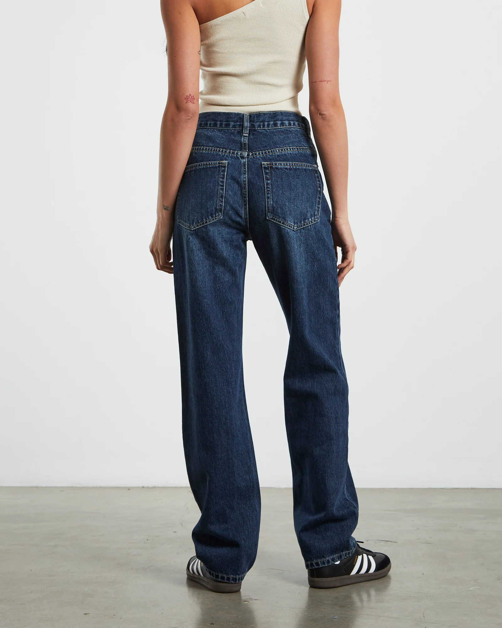 Emmy V Waist Straight Jeans  Y2K - Image 3
