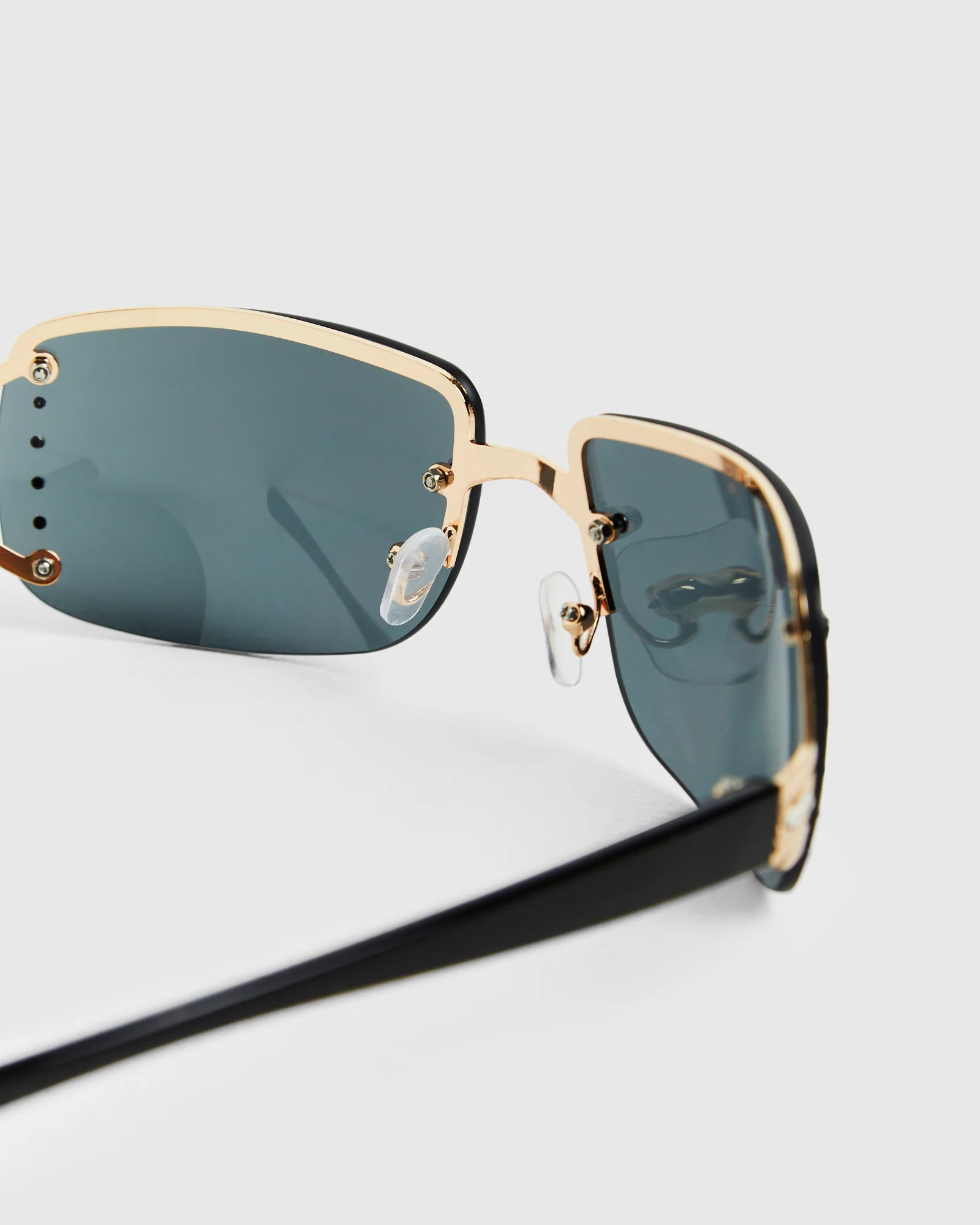 Enrico Sunglasses in Black - Image 5