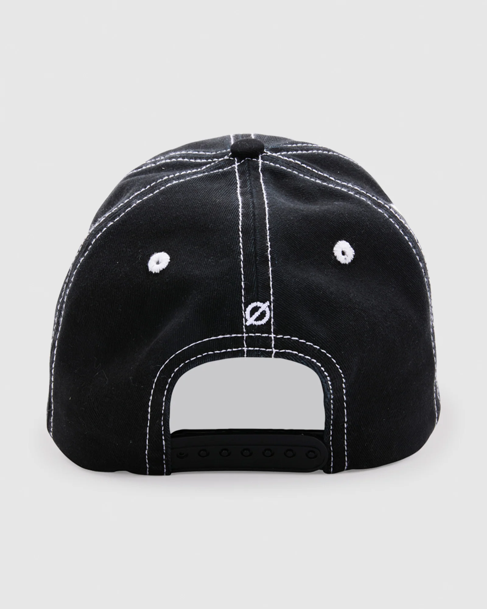 Epokhe Logo Hat - Image 6
