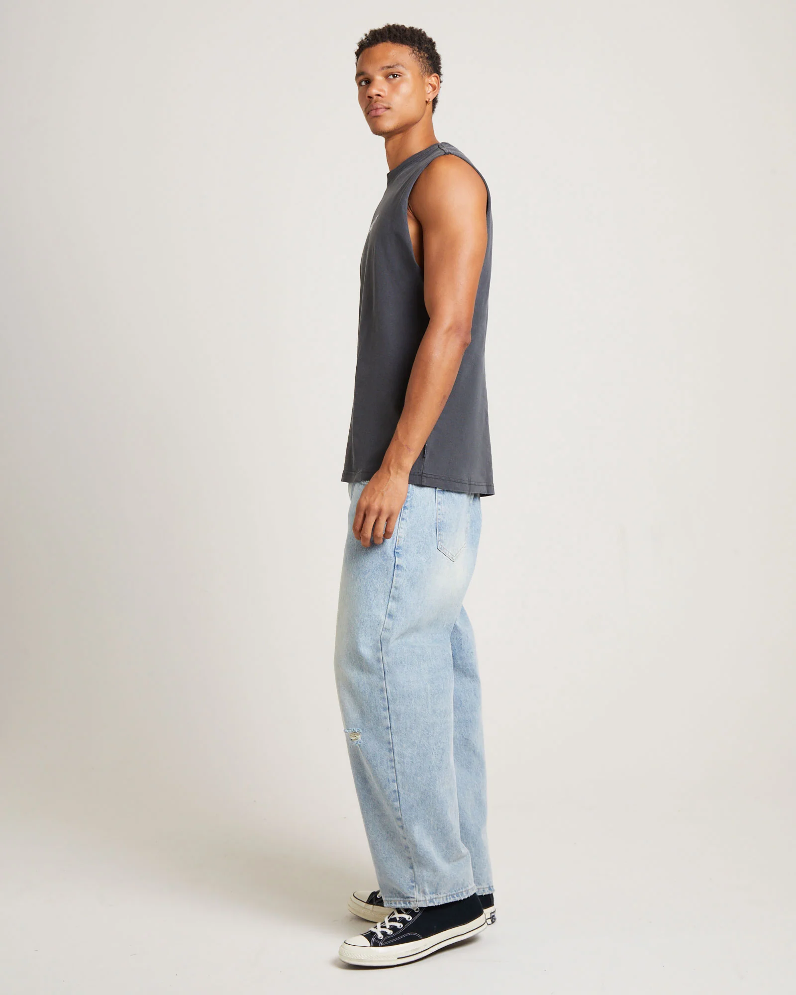Establish Muscle Tank Tee in Vintage Black - Image 4