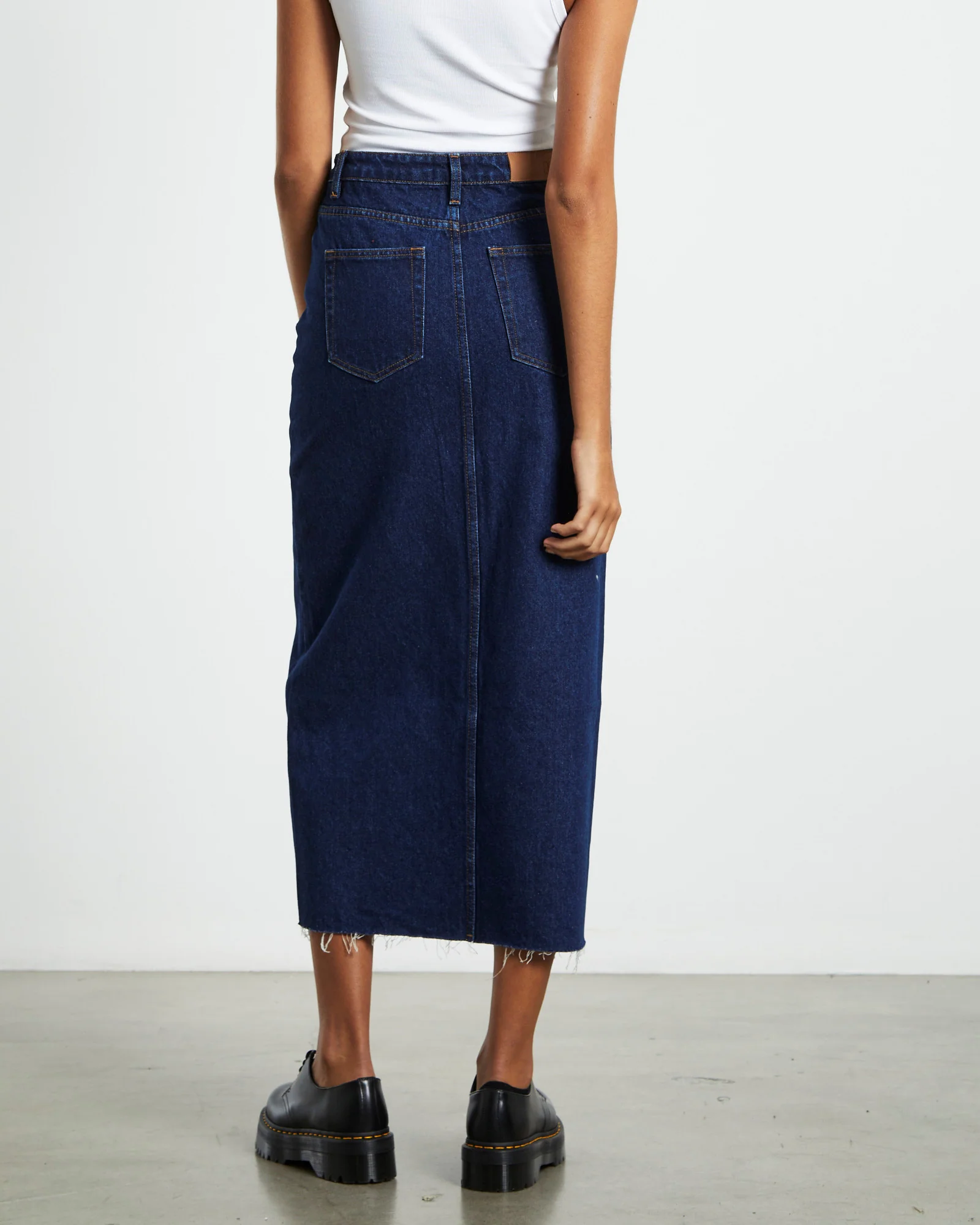 Eva Maxi Denim Skirt Ink Blue - Image 2