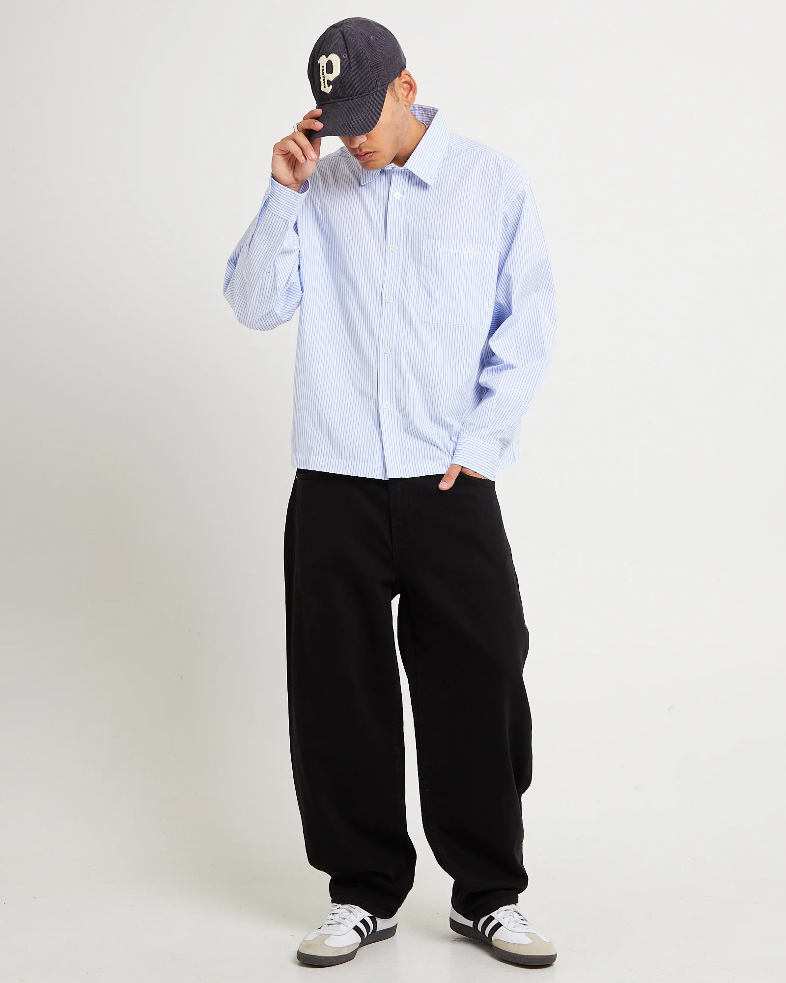 Ezy Barrel Denim Jeans Forever Black