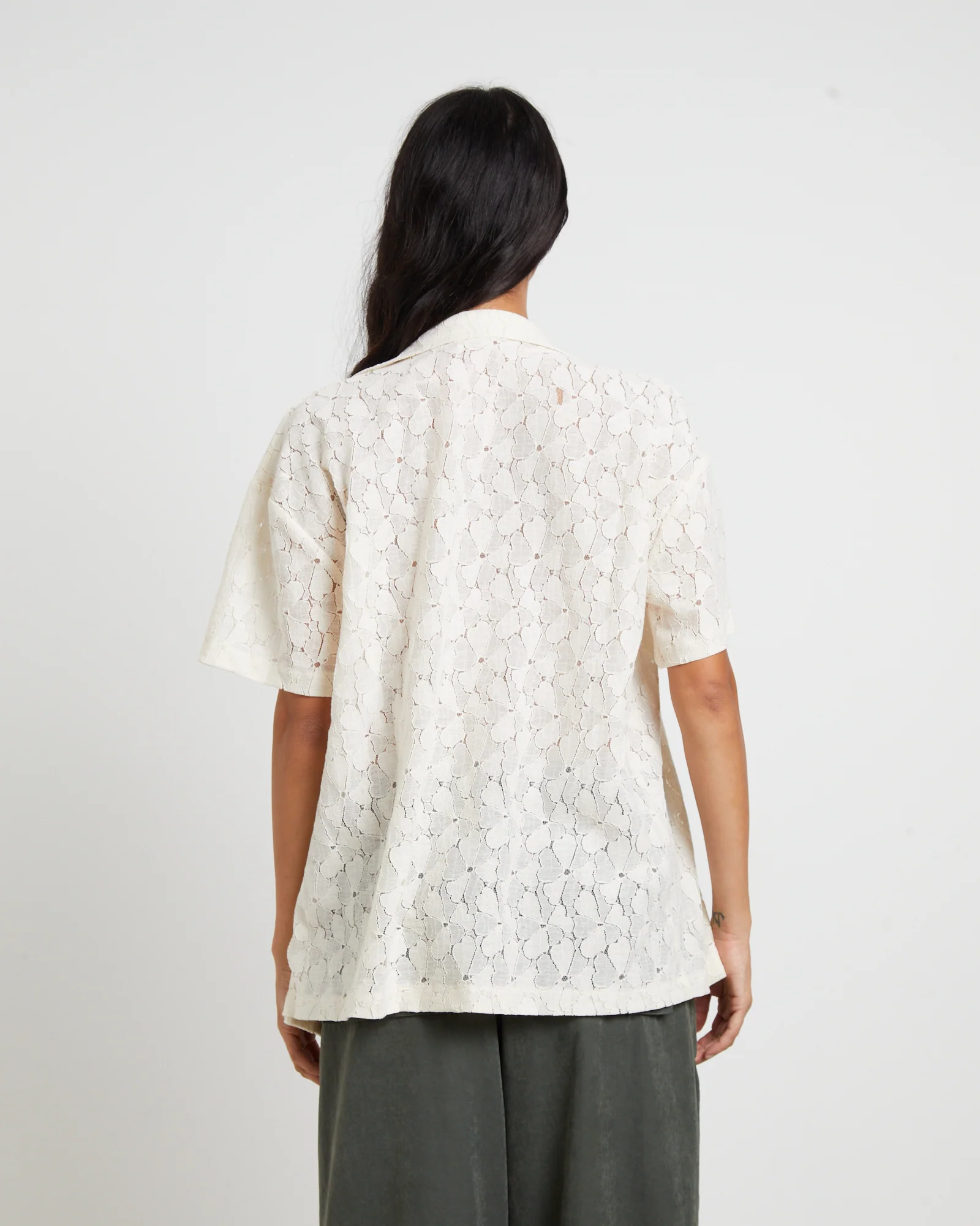 Fade Lace Short Sleeve Shirt in Cream - Image 3