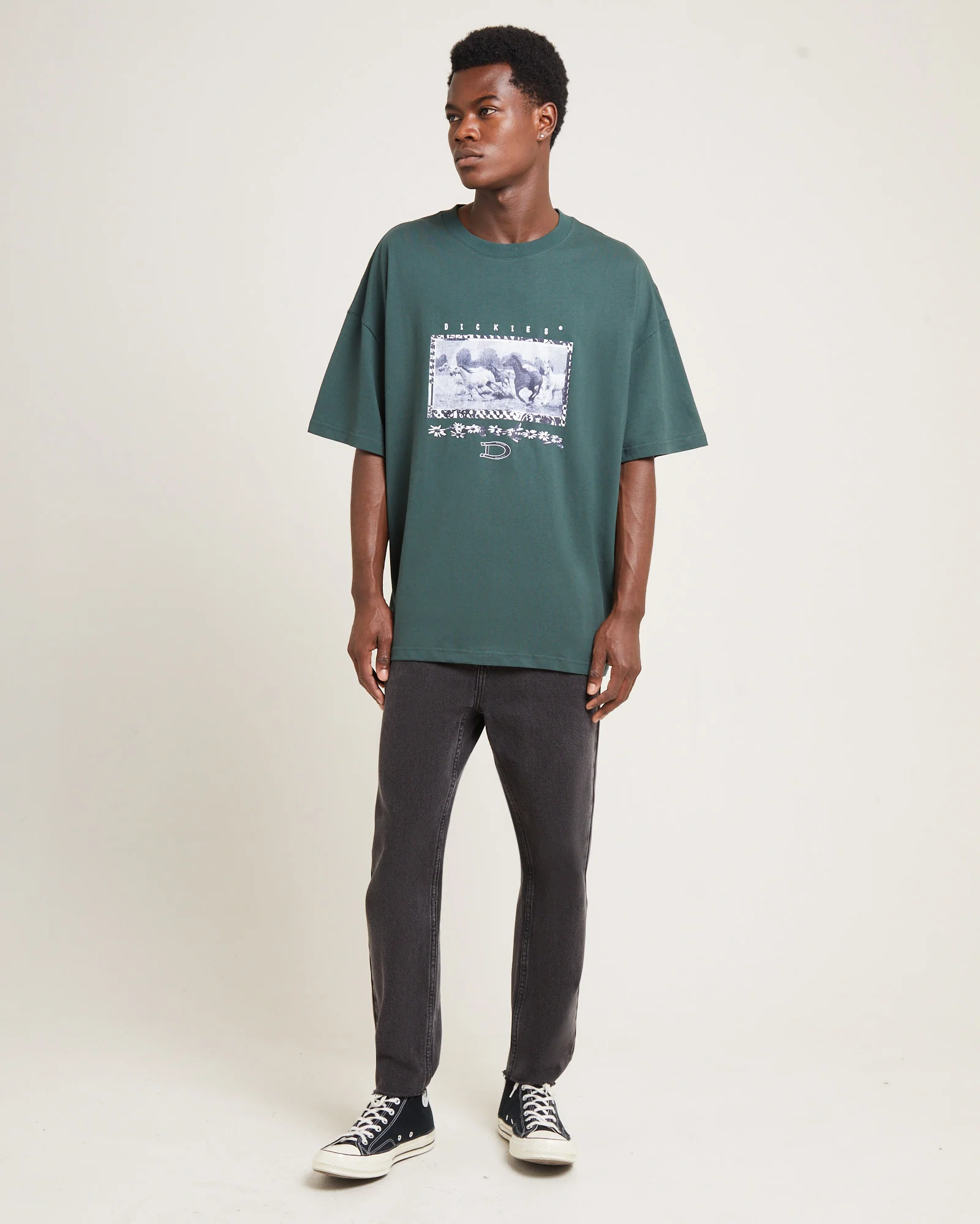 Field Guide 330 Short Sleeve T-Shirt Hunter Green - Image 3