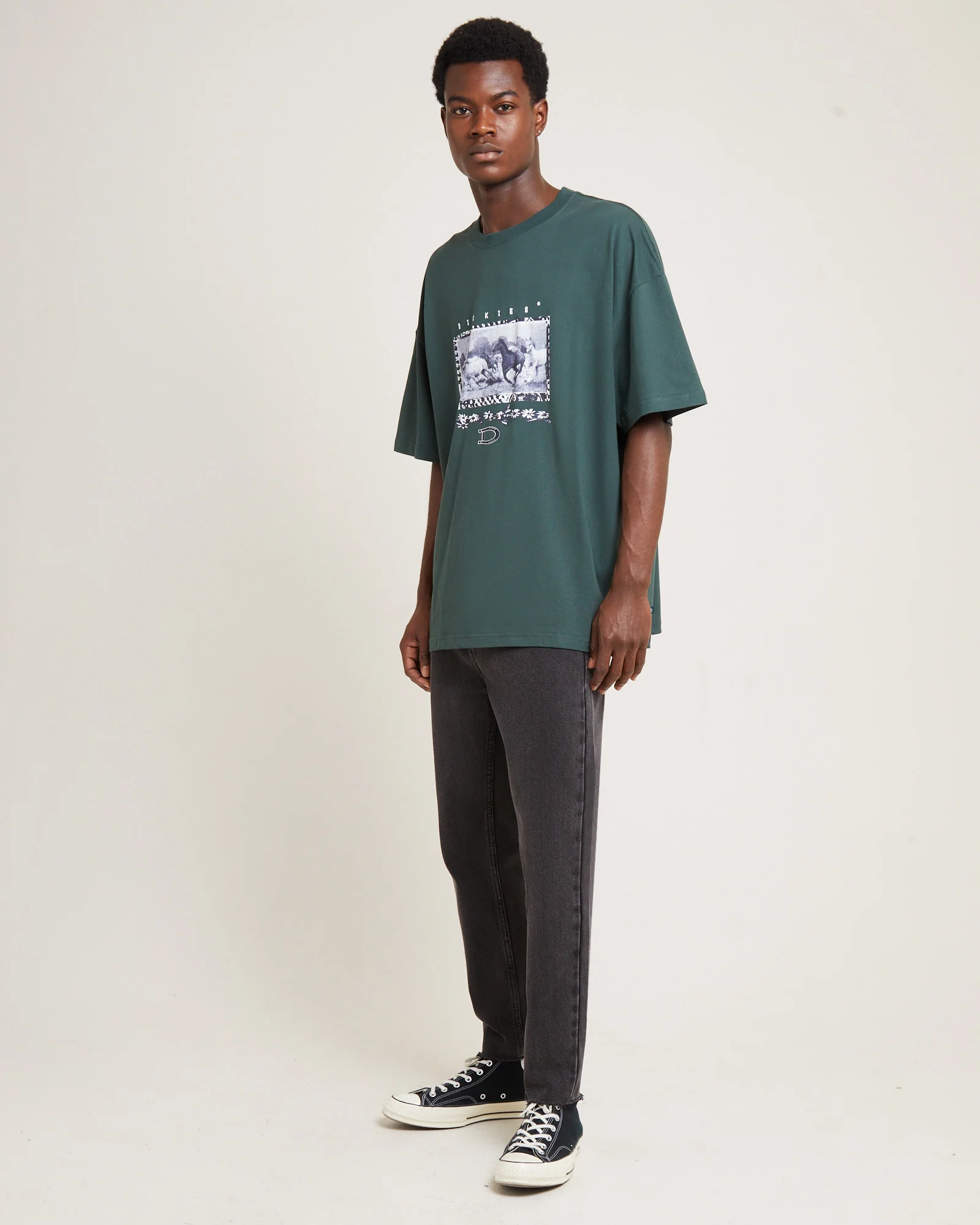 Field Guide 330 Short Sleeve T-Shirt Hunter Green - Image 4