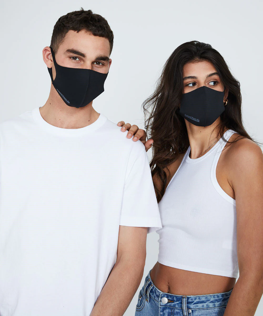 Fitted Face Mask Black - Image 2