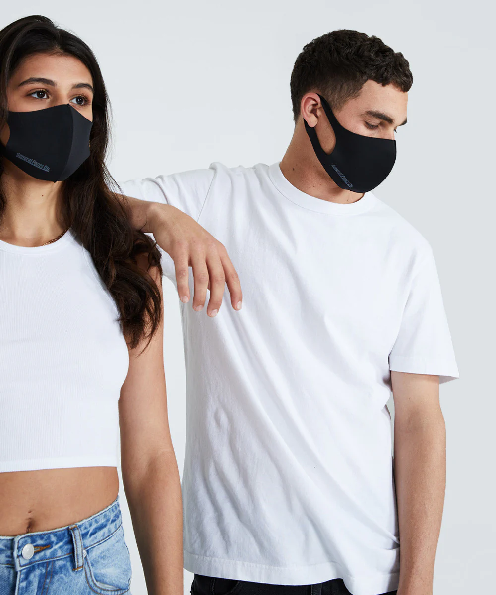 Fitted Face Mask Black - Image 5