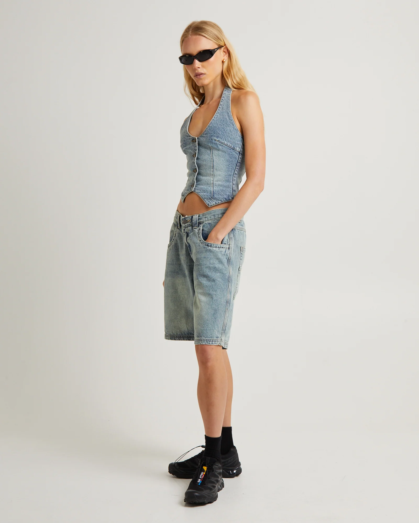 Flip Mommy Tapeless Halter Neck Vest - Image 4