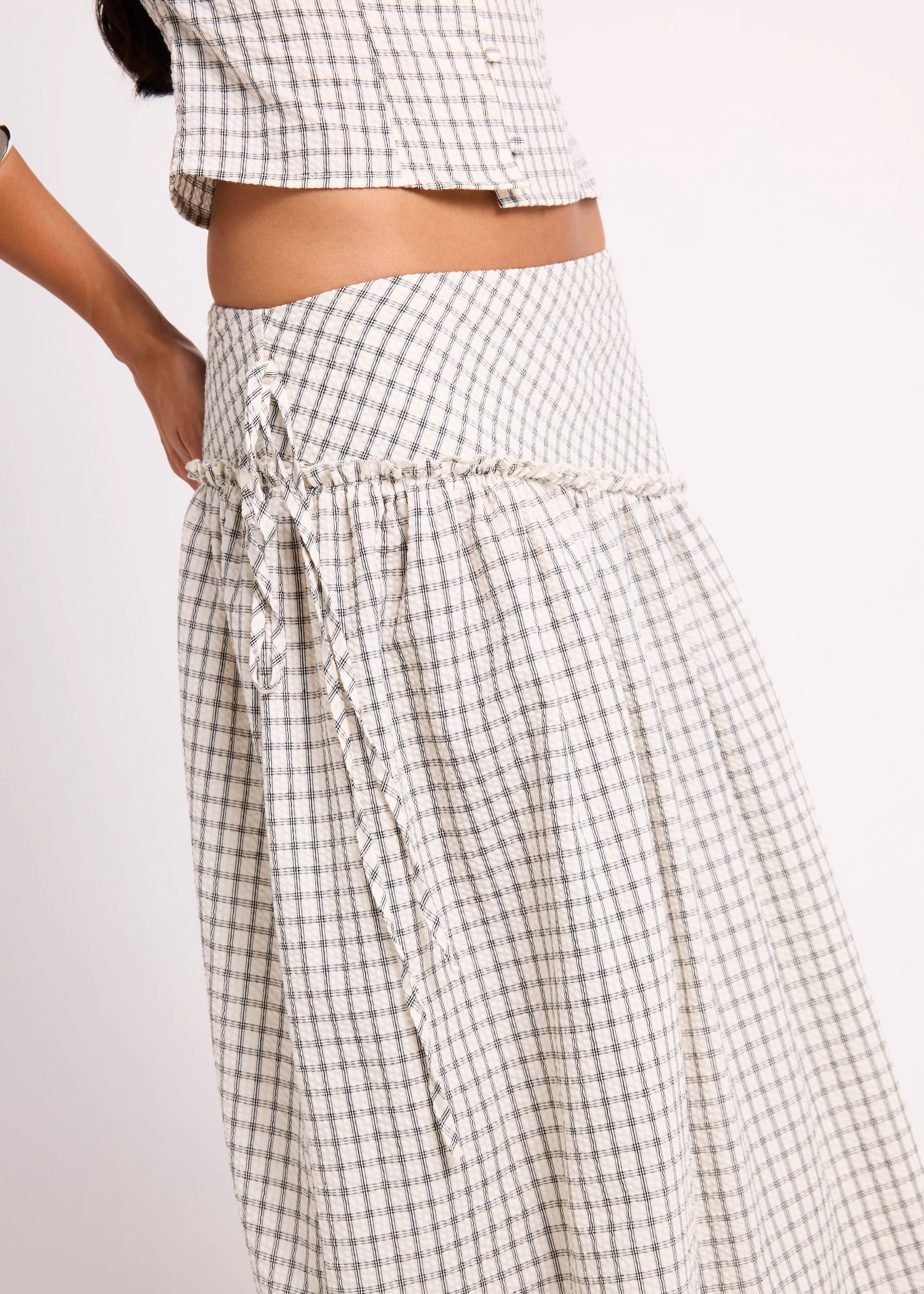Freydis Check Skirt - Image 2