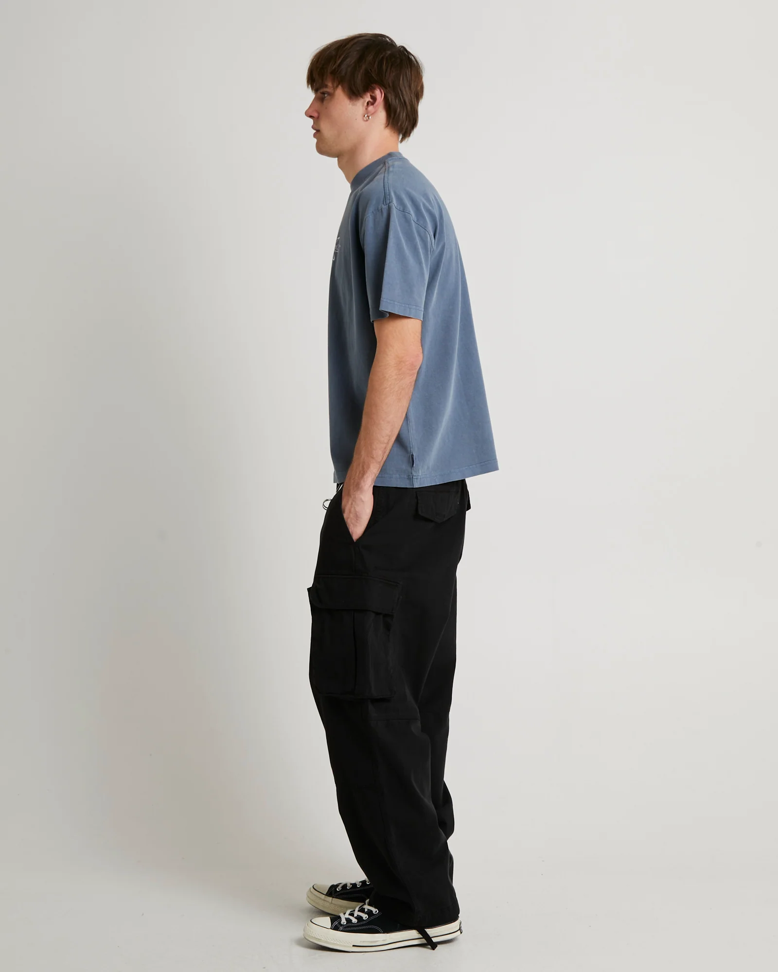 Gaze Cropped T-Shirt - Image 4