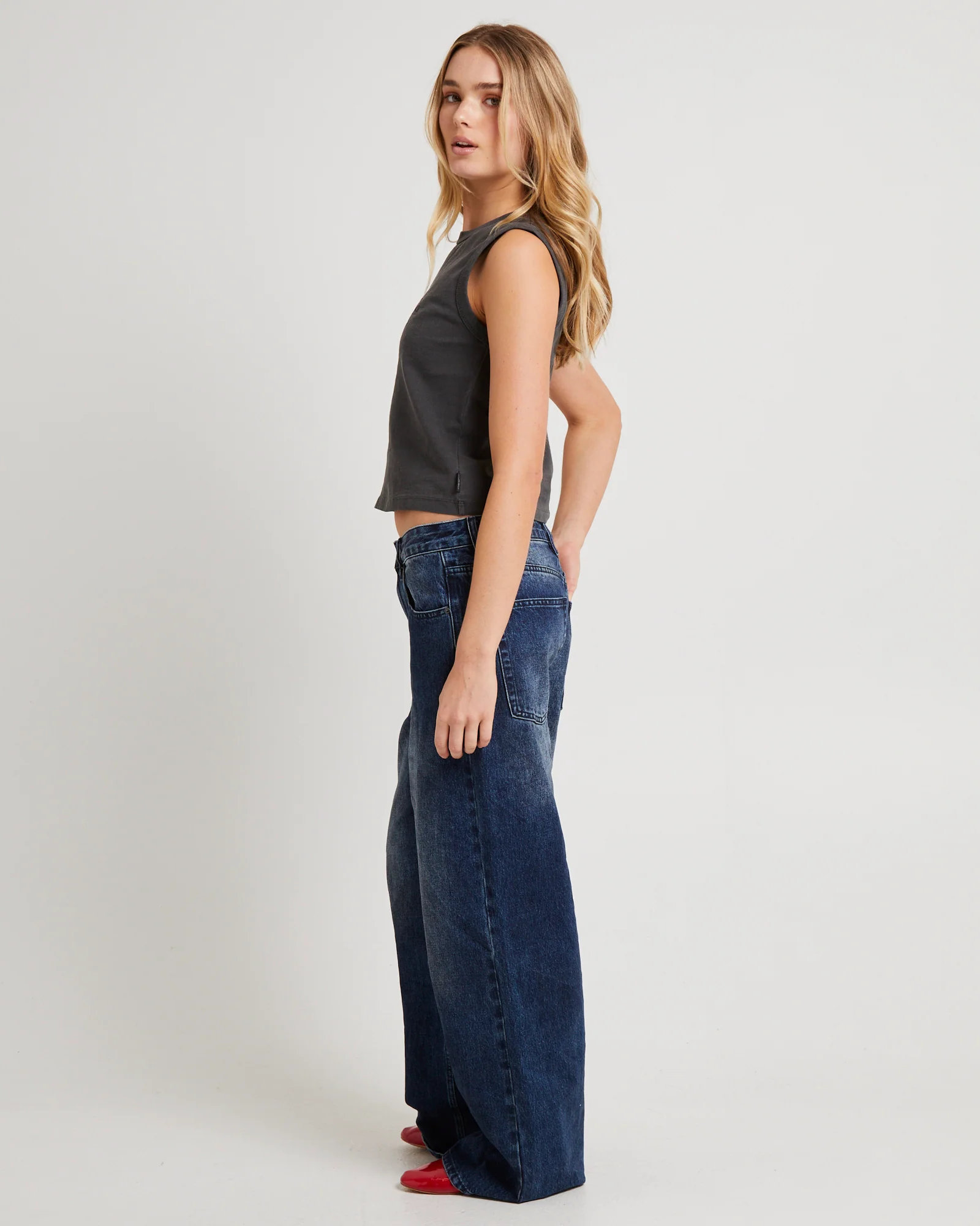 Gaze Y2K Muscle Tank - Image 4