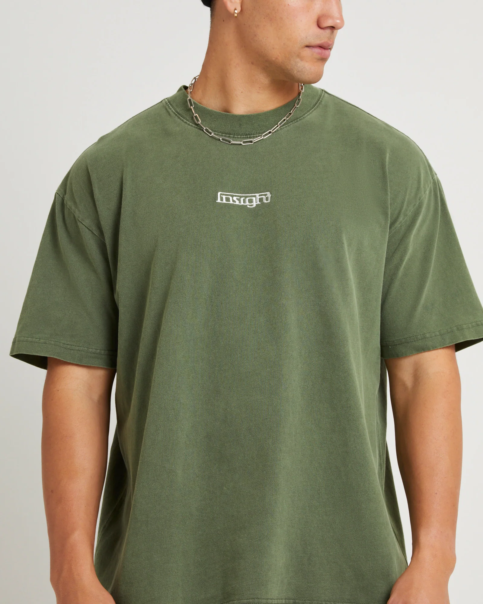 General T-Shirt - Image 5