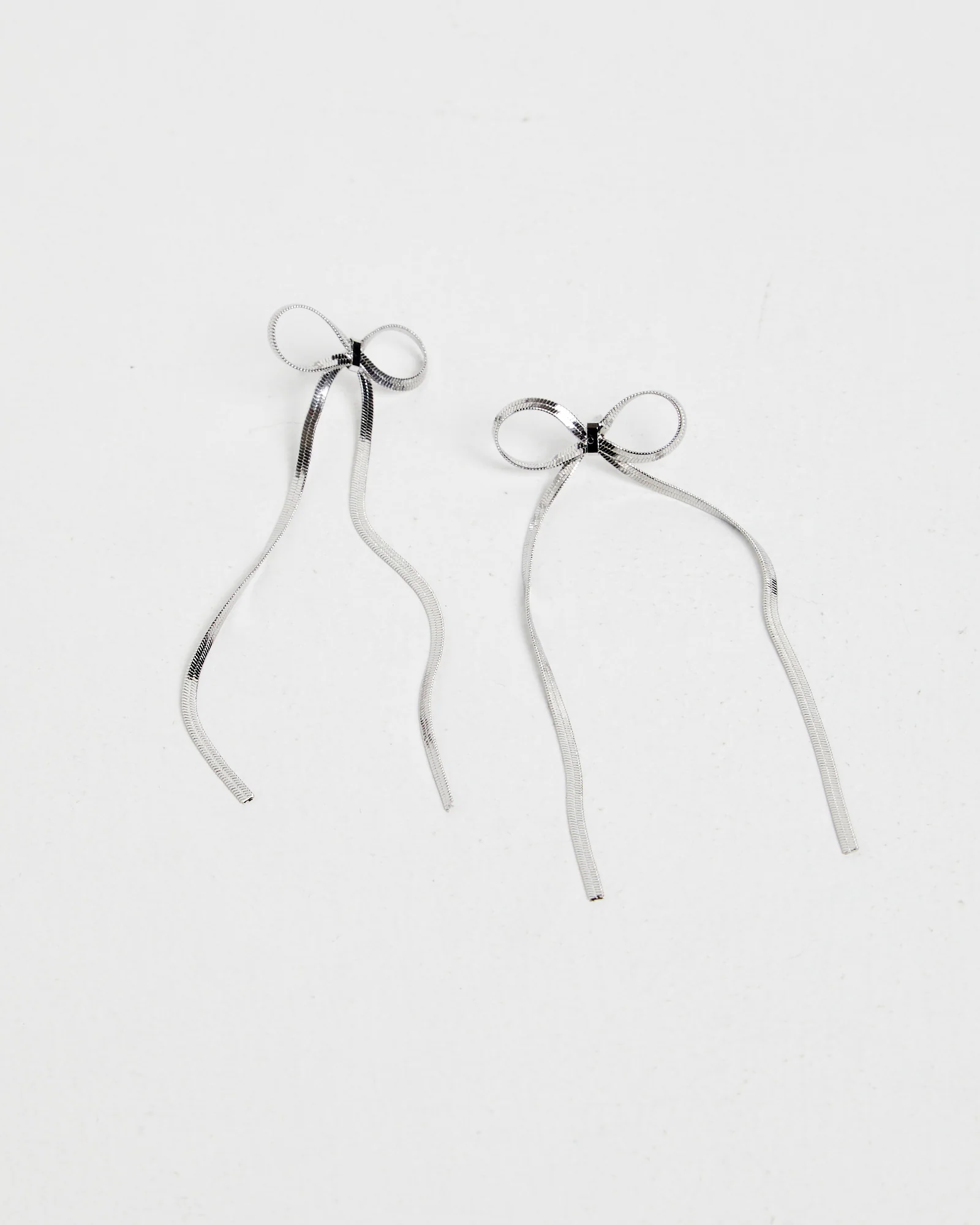 Georgia Bow Earrings - Image 4