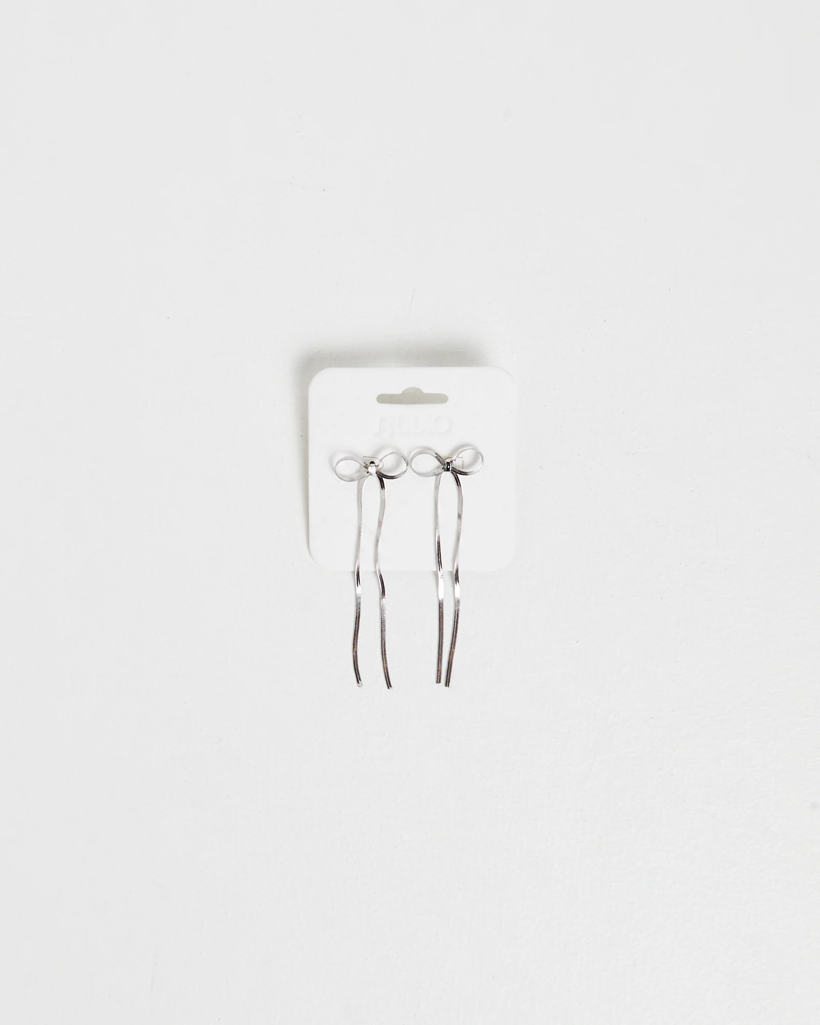 Georgia Bow Earrings - Image 5