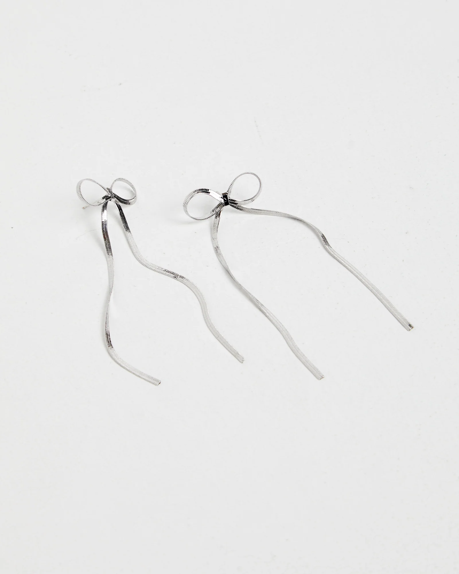 Georgia Bow Earrings - Image 7