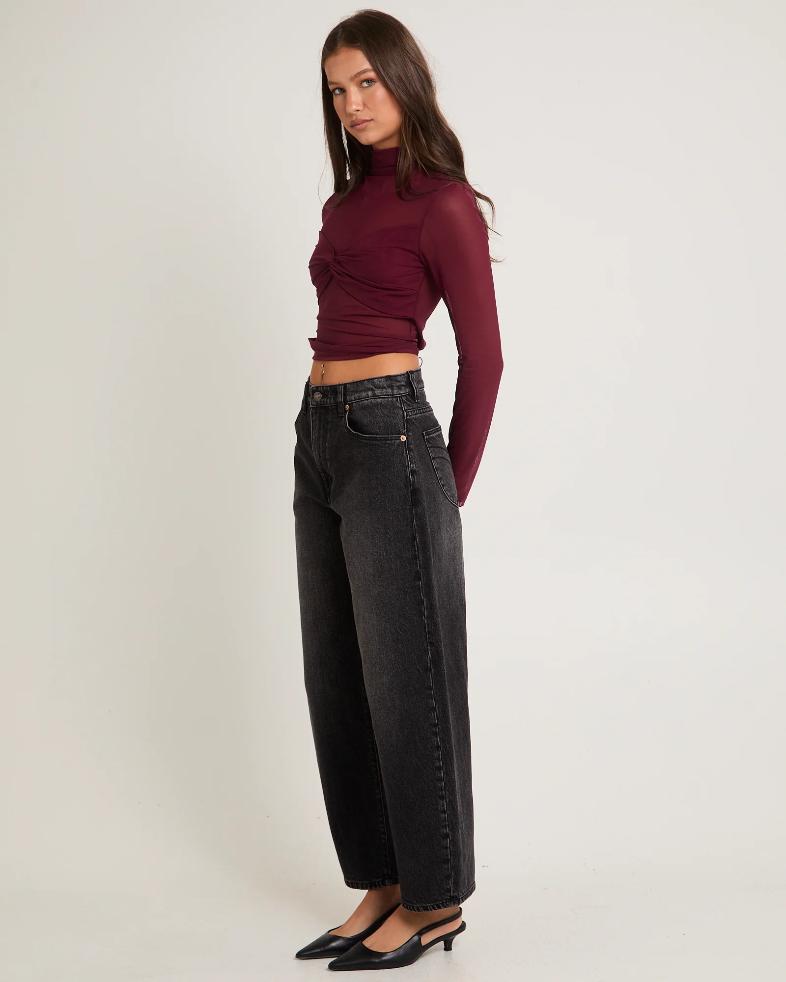Gigi Barrel Denim Jeans - Image 4