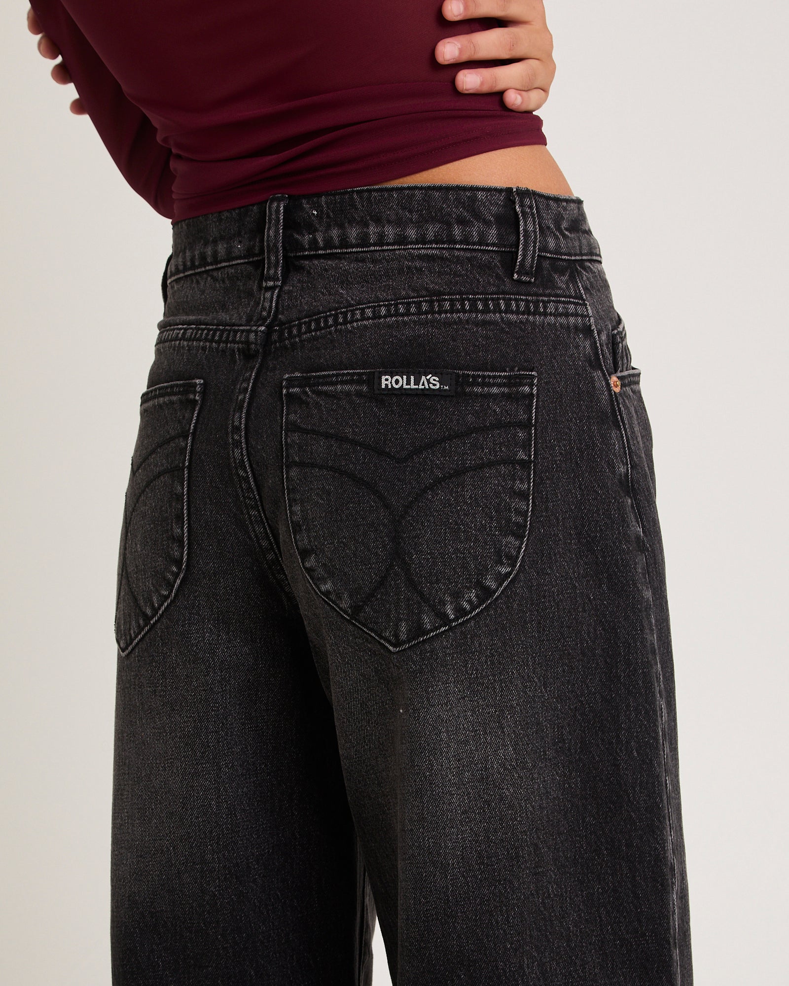 Gigi Barrel Denim Jeans - Image 5