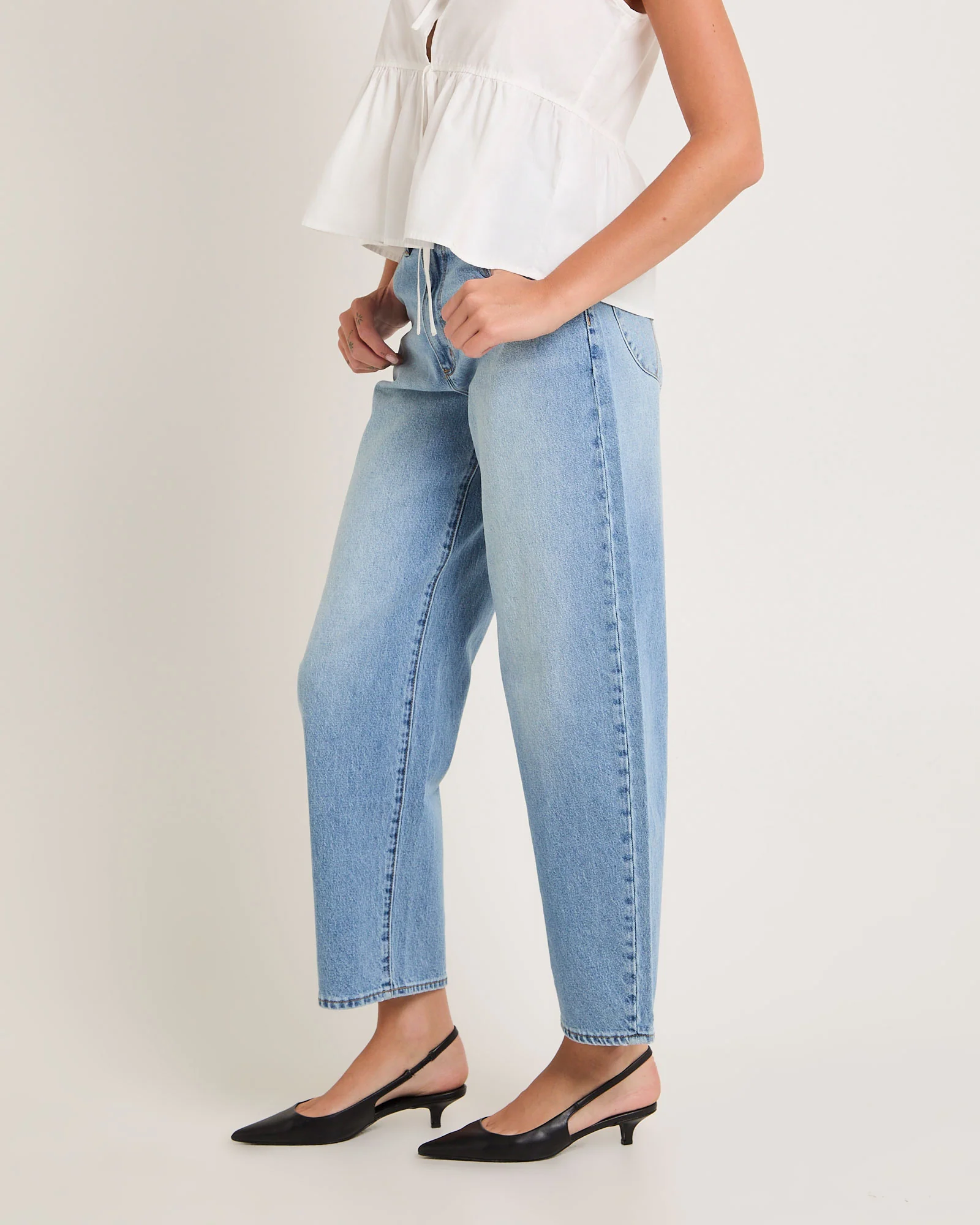 Gigi Barrel Denim Jeans - Image 4