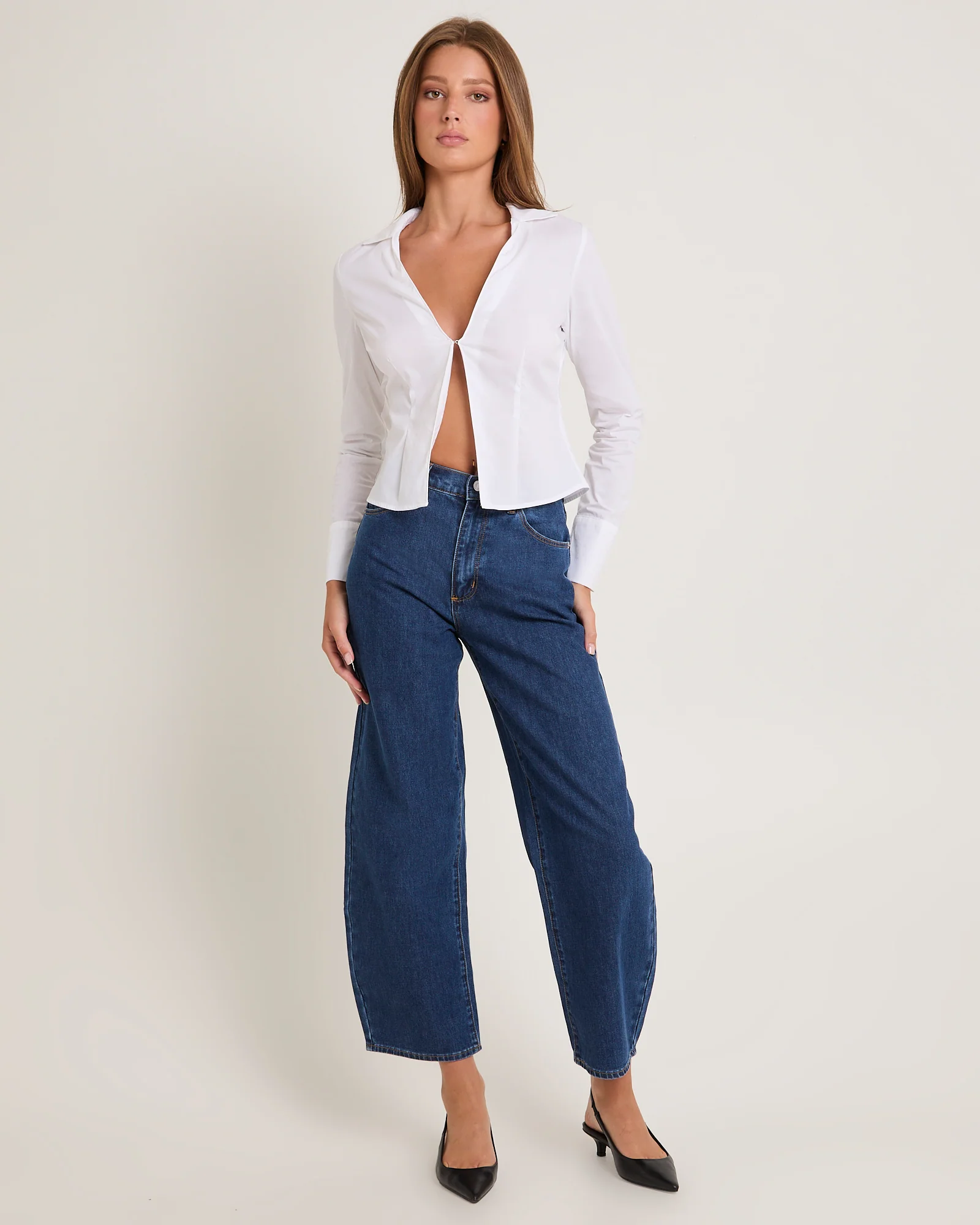 Gigi Barrel Denim Jeans - Image 3