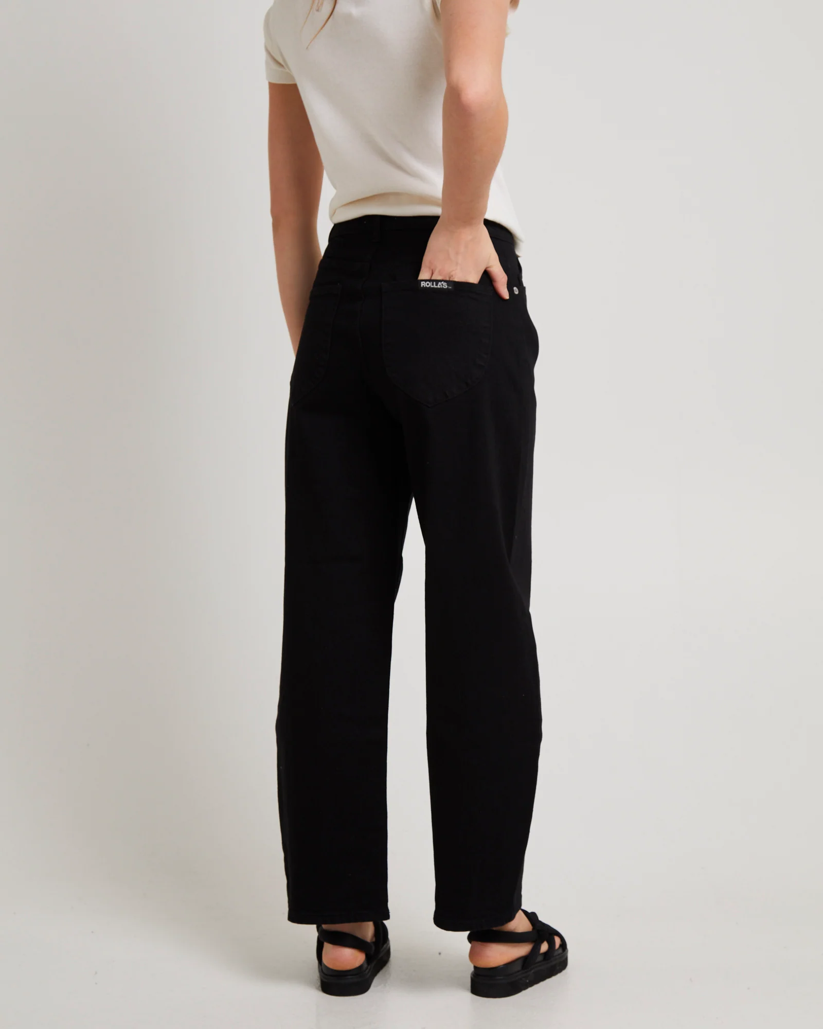 Gigi Barrel Jeans Forever Black - Image 2