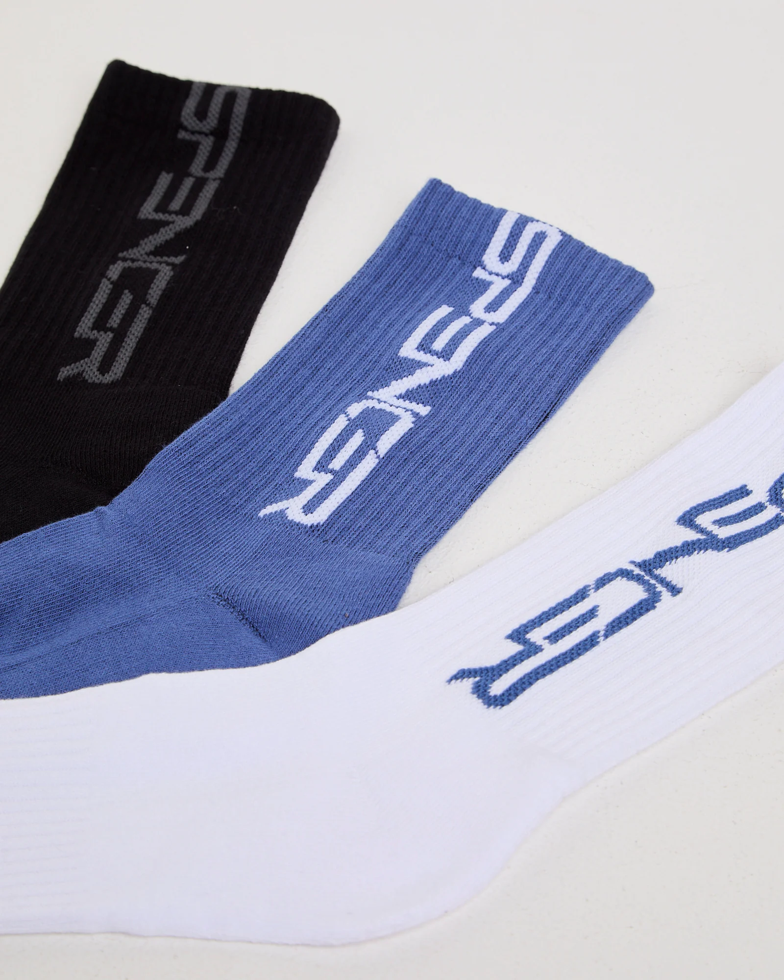 Glitch Y2K 3 Pack Socks - Image 2