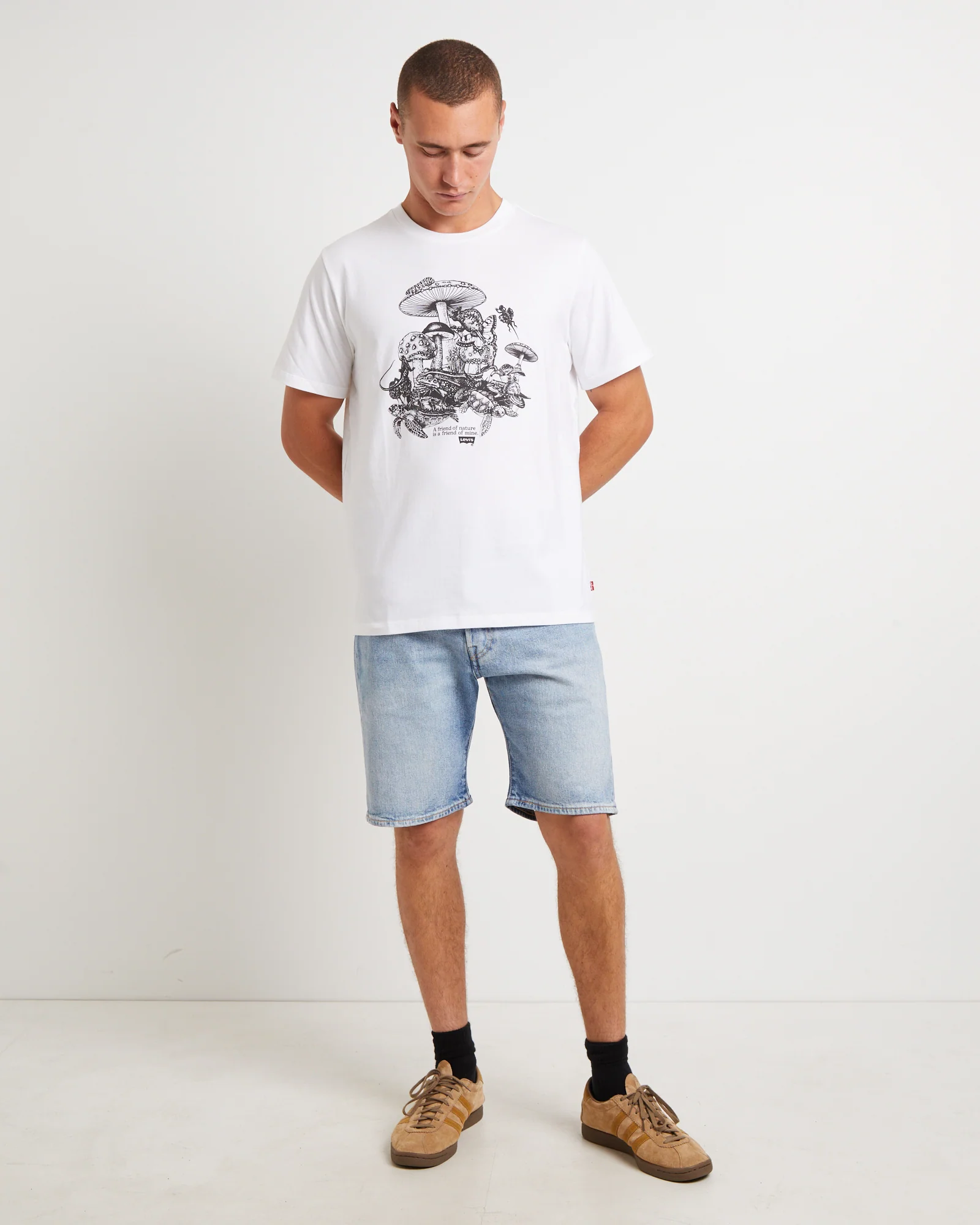 Graphic Crewneck Short Sleeve T-Shirt in Friend Of Nature White - Image 3