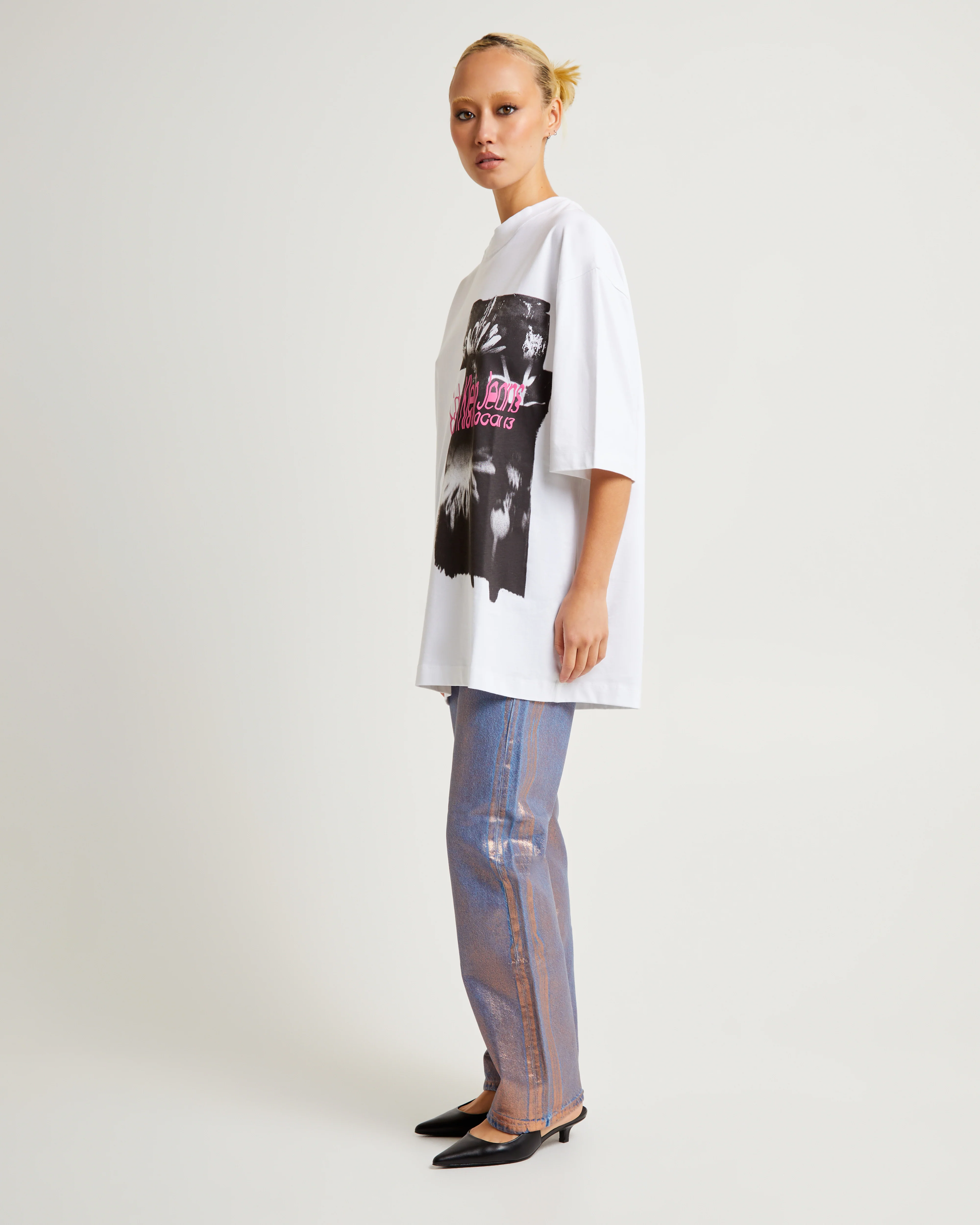 Graphic Tee Disrupted Floral - Image 4