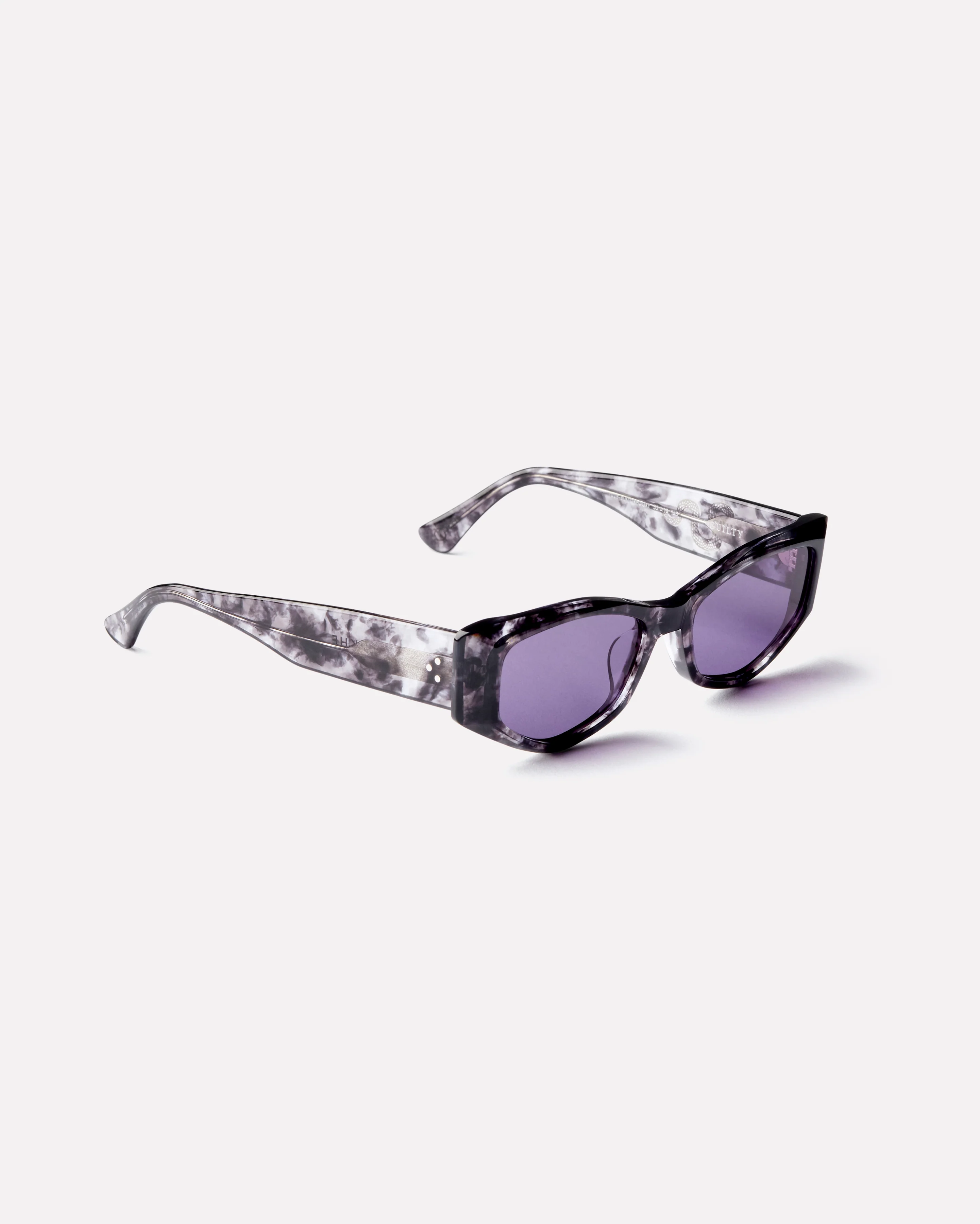 Guilty Sunglasses in Black Tortoise/Grey - Image 3