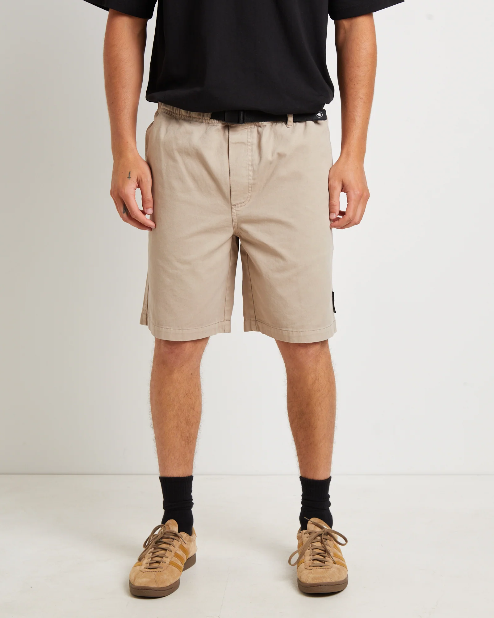 Gunner Hiker Shorts in Sand - Image 4
