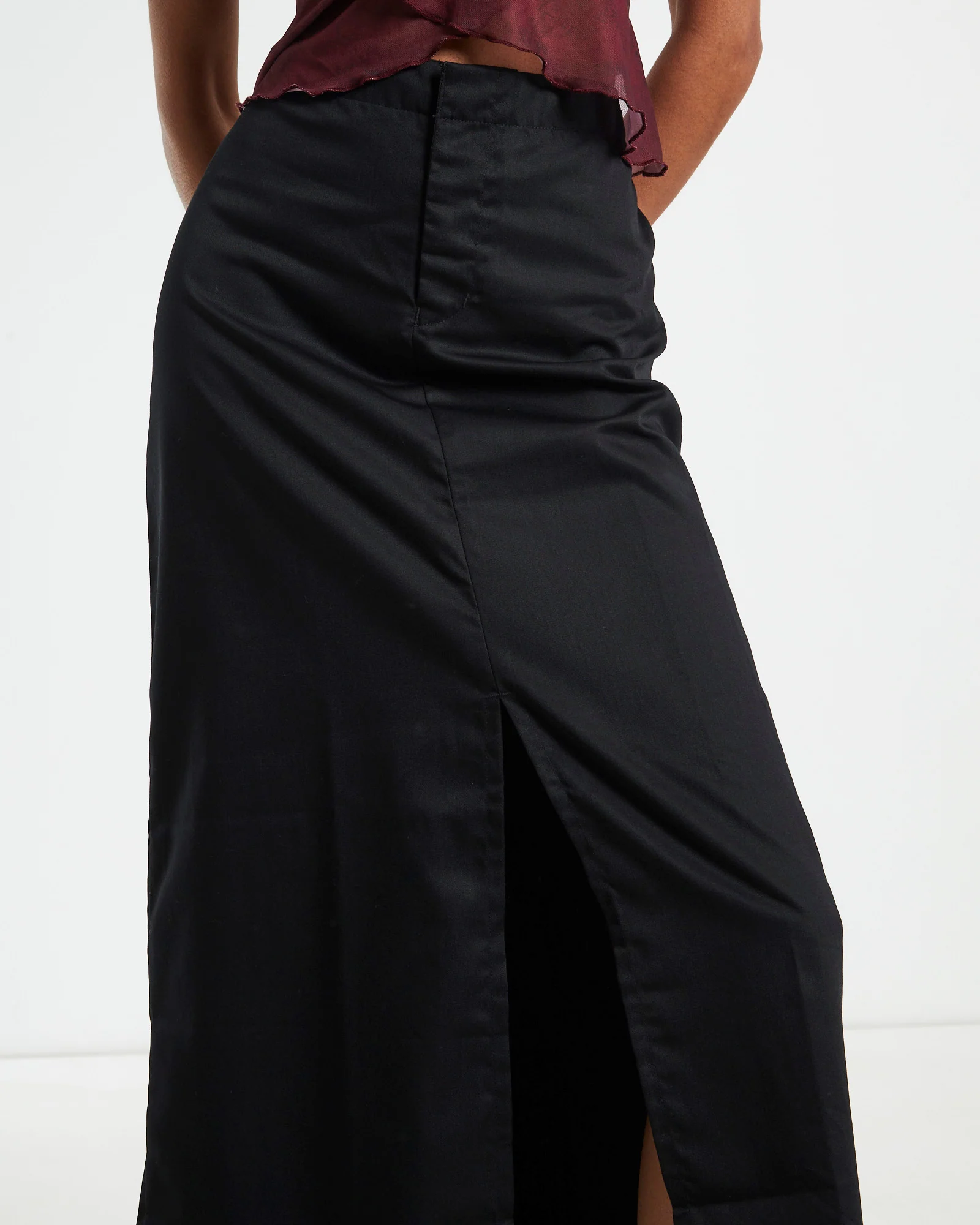 Haisley Cargo Maxi Skirt Black - Image 5
