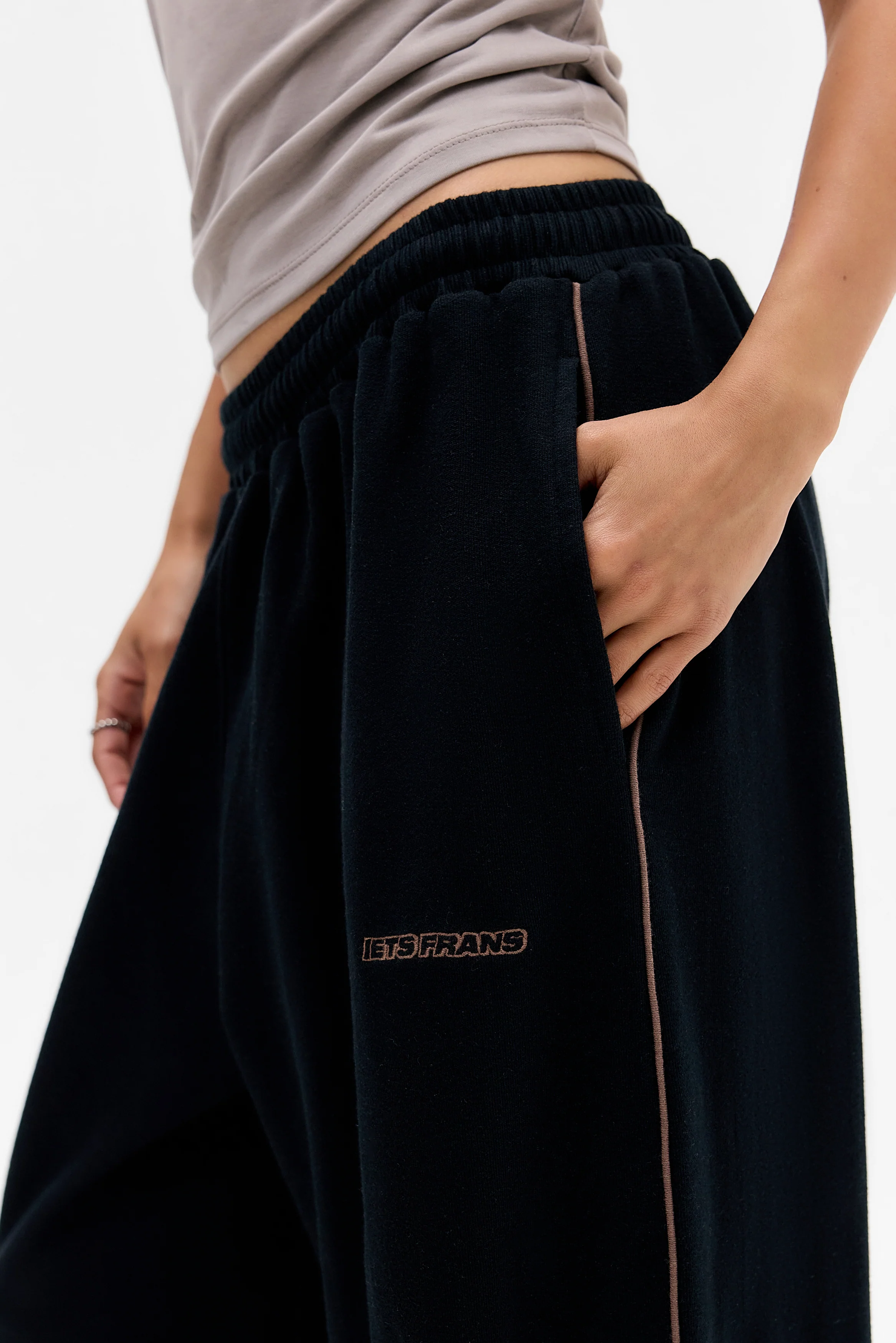 Harri Wide Leg Jogger Pants - Image 3