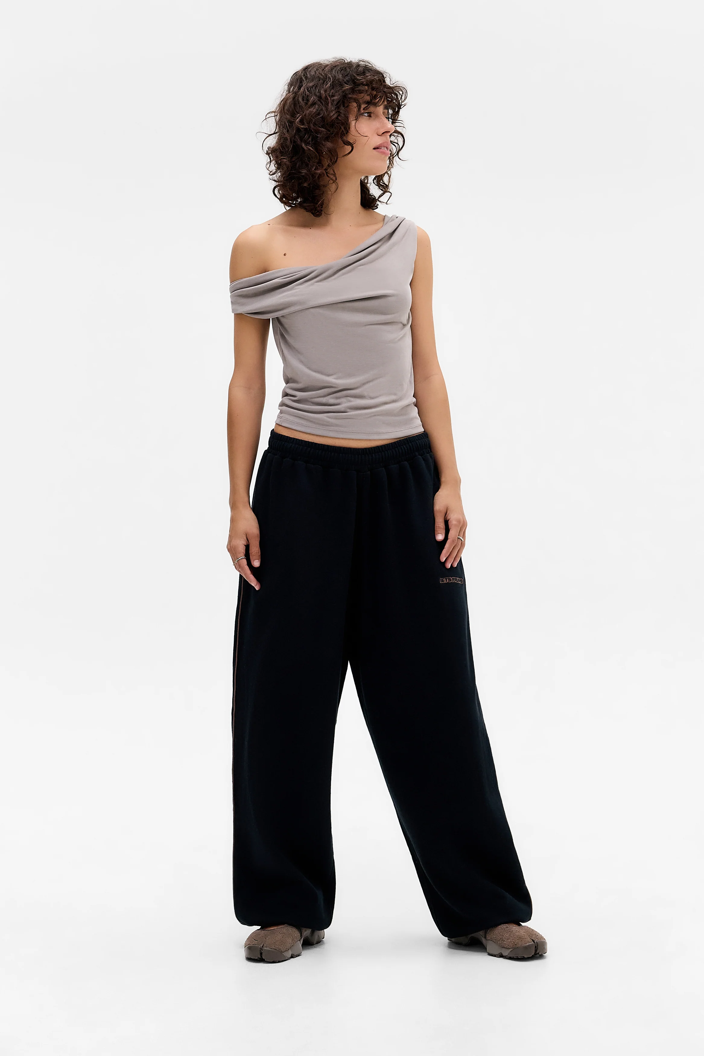 Harri Wide Leg Jogger Pants - Image 4